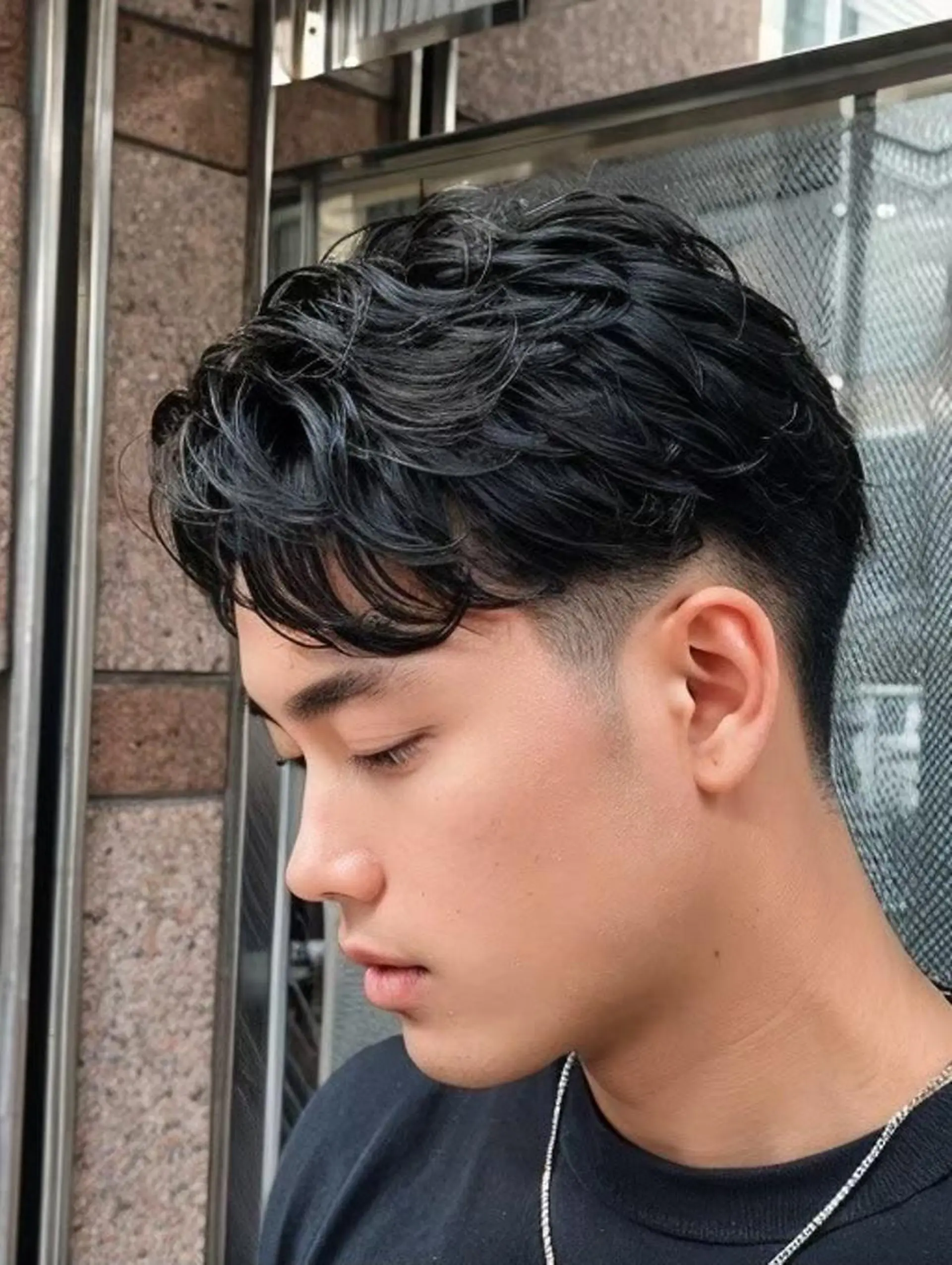 メンズ メンズブリーチ センターパート メンズ韓国風 韓国マッシュ マッシュ メンズスタイリスト✨ 助川龍哉のヘアスタイル