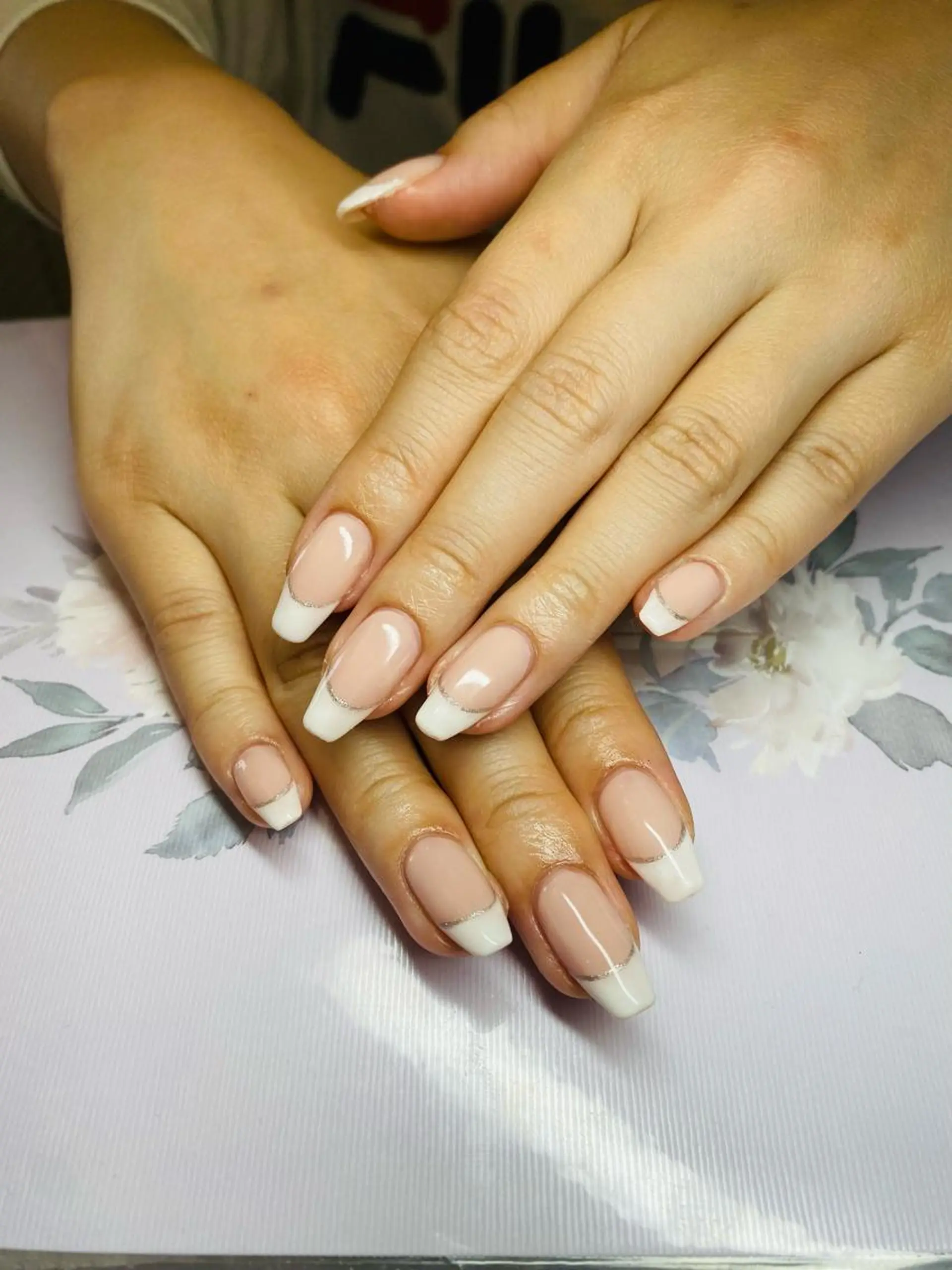 ネイル ゴージャス シルバー ハンドネイル Chandra nail&tarotのネイルデザイン