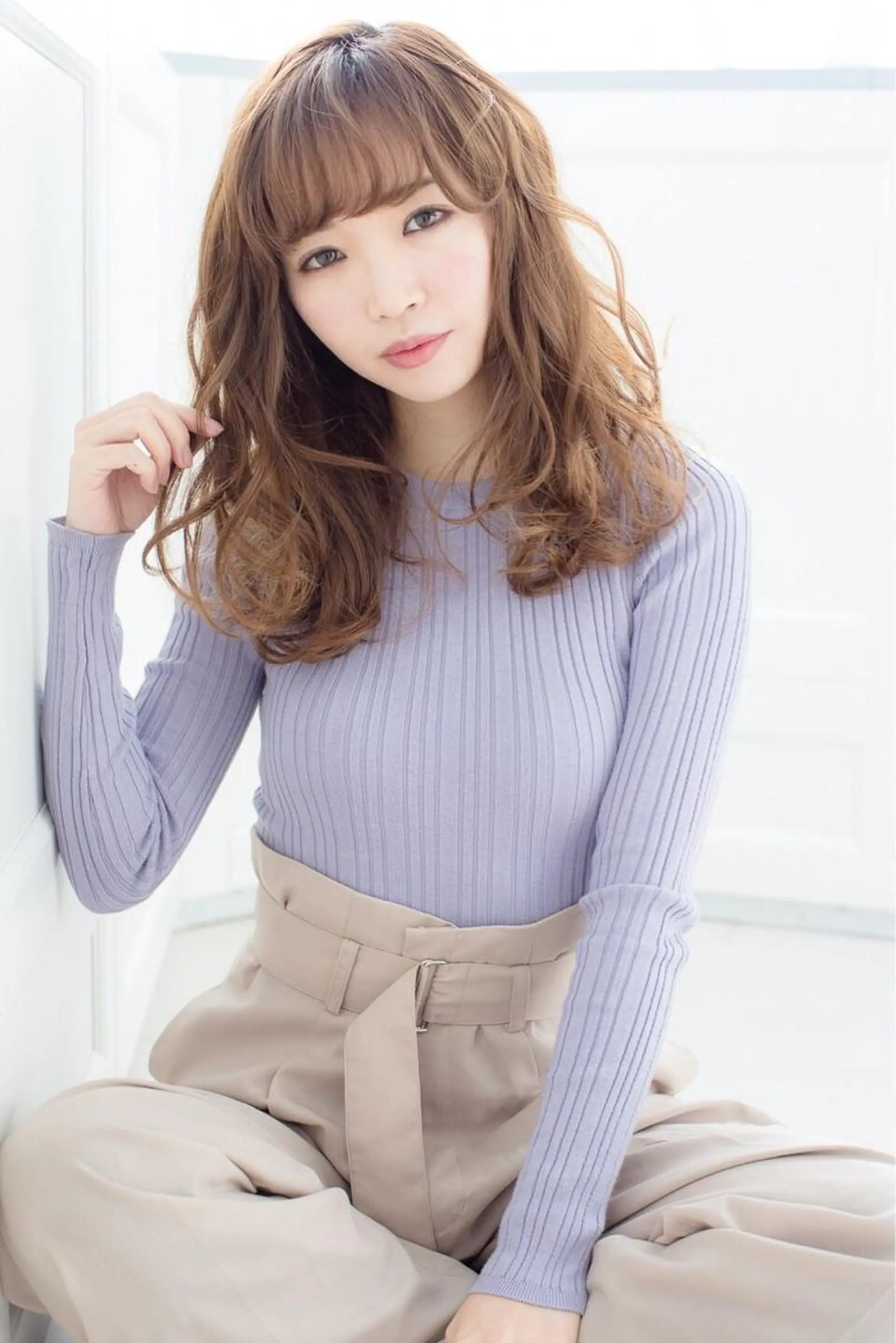 セミロング カラー カット ヘアカラー トリートメント 朝比奈 志保のヘアスタイル