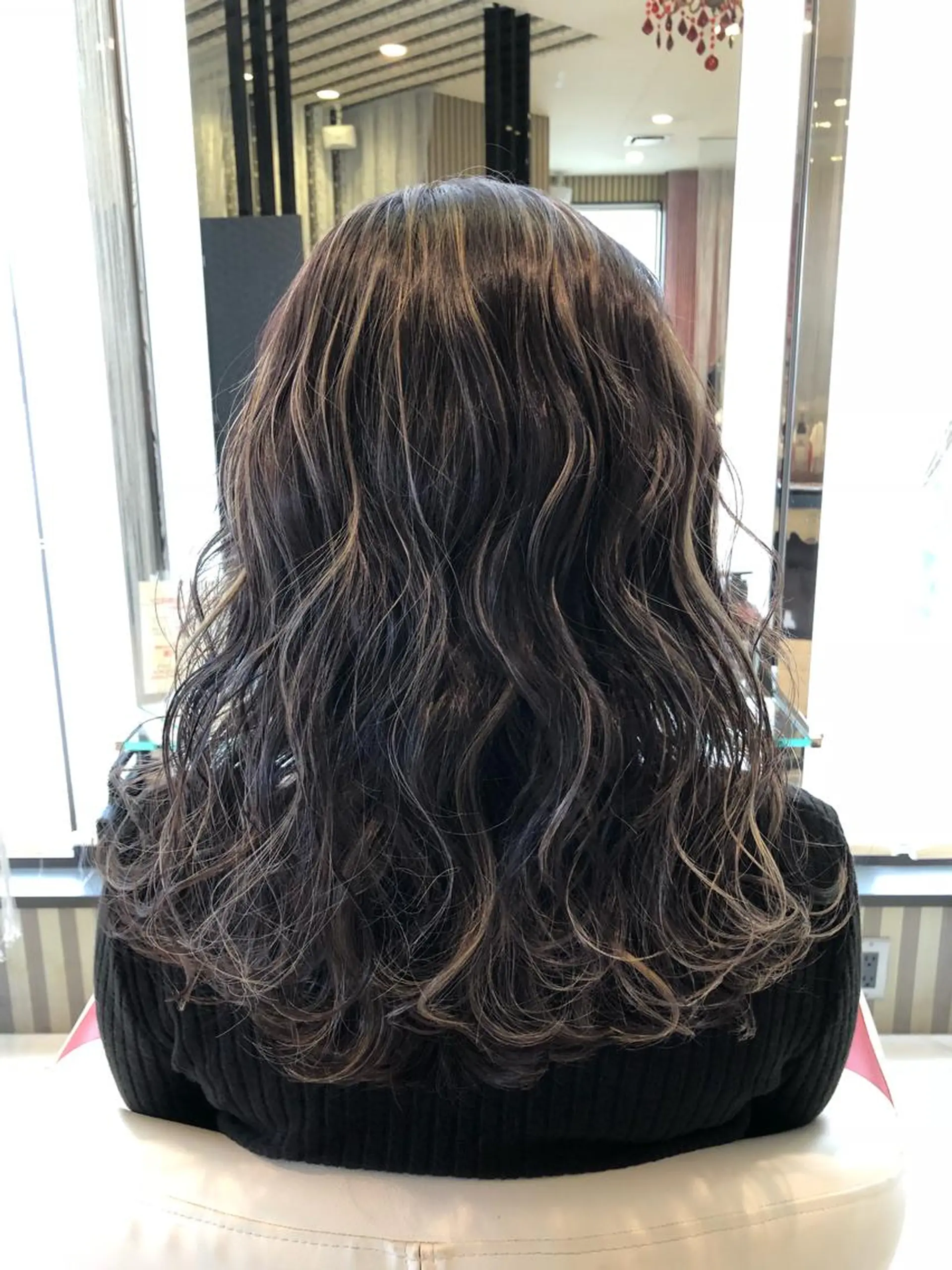 ミディアム カラー ヘアアレンジ ヘアカラー トリートメント U&i所属・大塚 貴之のヘアスタイル