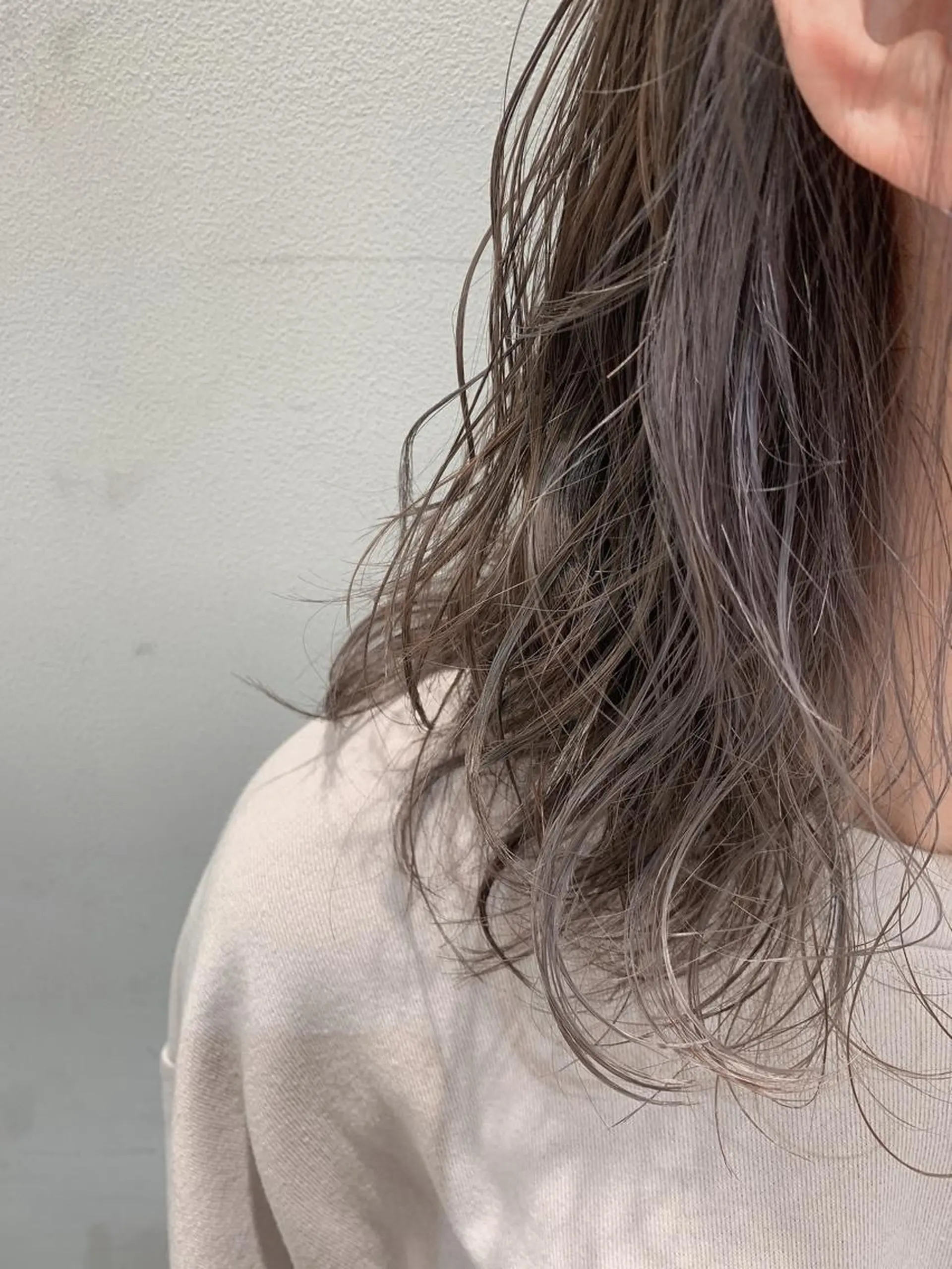 ミディアム カラー イヤリングカラー カット ヘアカラー トリートメント 🦖鶴岡香純🦖 産休中のヘアスタイル