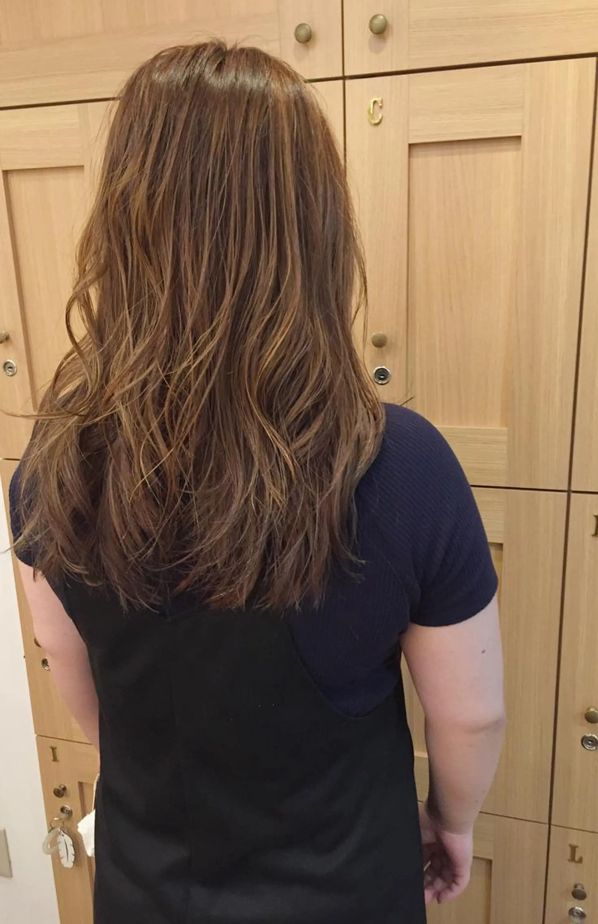 セミロング カラー ベージュカラー ハイライトカラー ミルクティーベージュ ハイライト カラー特化サロン大阪 ルービック江坂/新城のヘアスタイル