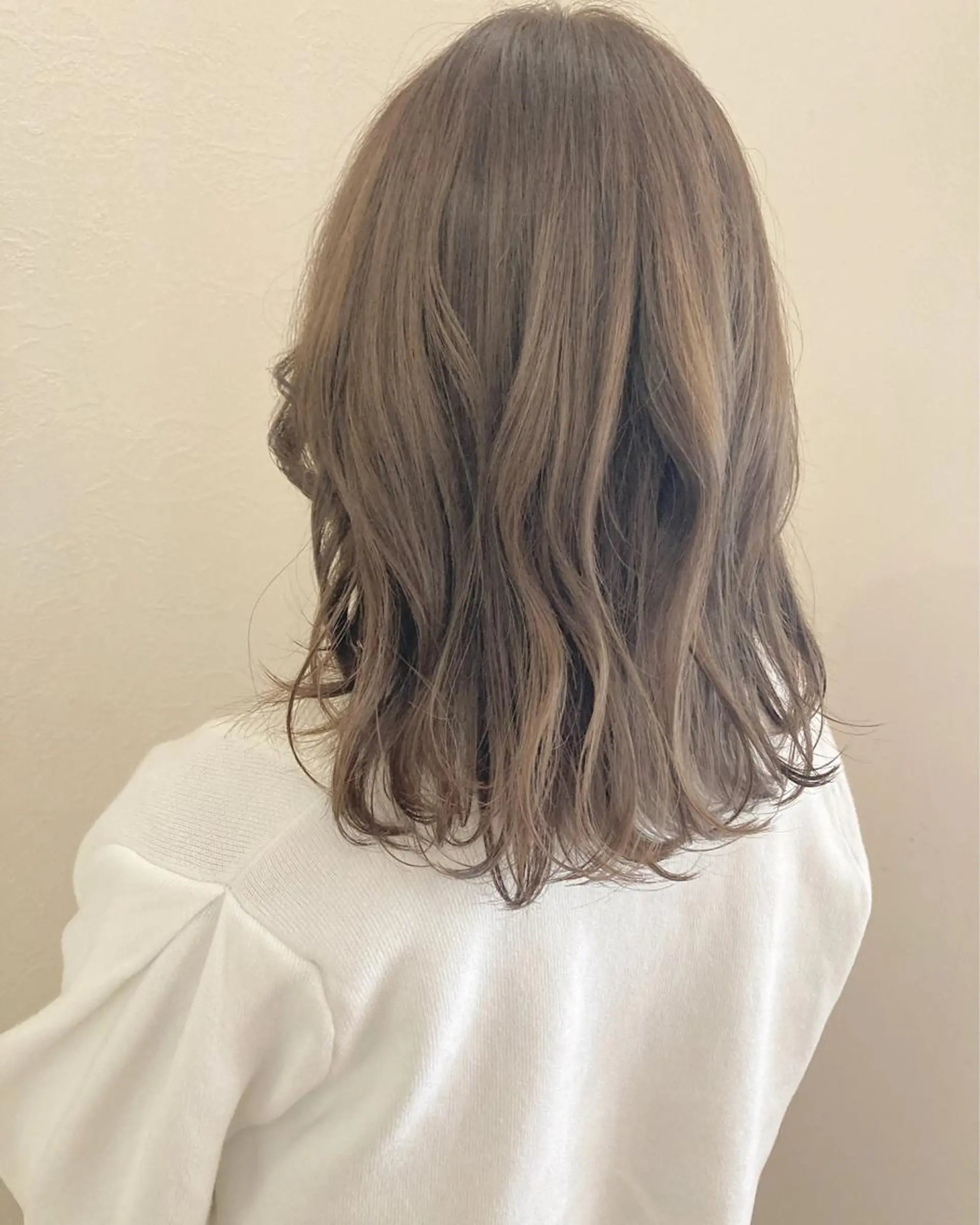 ミディアム カラー 店長 ✂️ムラカミ キラリのヘアスタイル