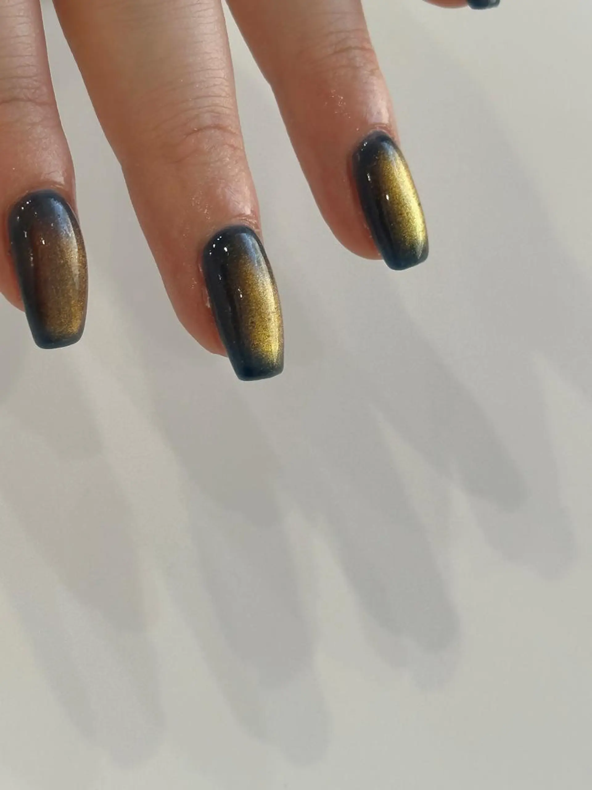 ネイル マグネットネイル Threee所属・Threee. Misakiのネイルデザイン