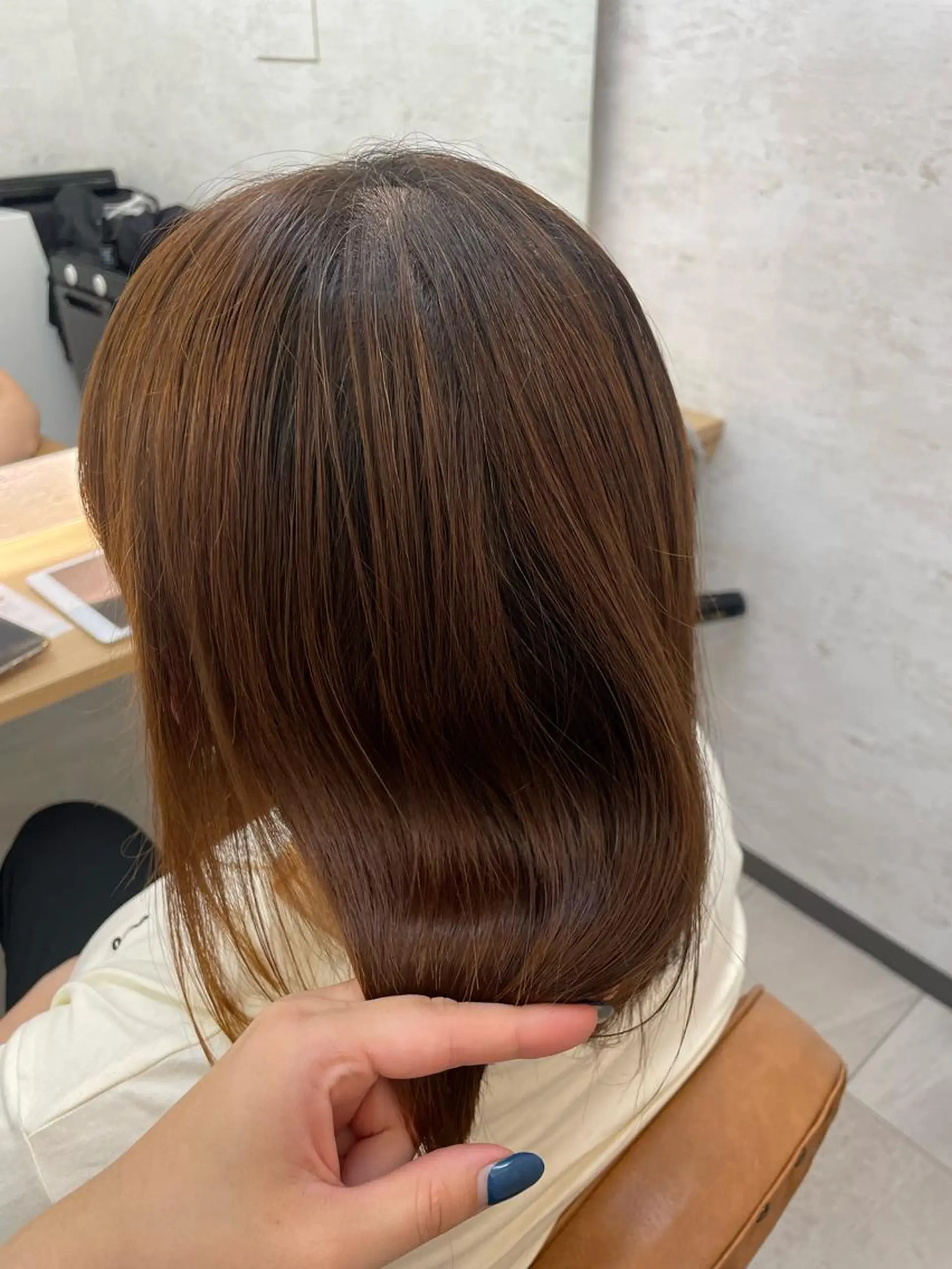 ミディアム 縮毛矯正 カット ヘアカラー 縮毛矯正 トリートメント 高橋 芽衣のヘアスタイル