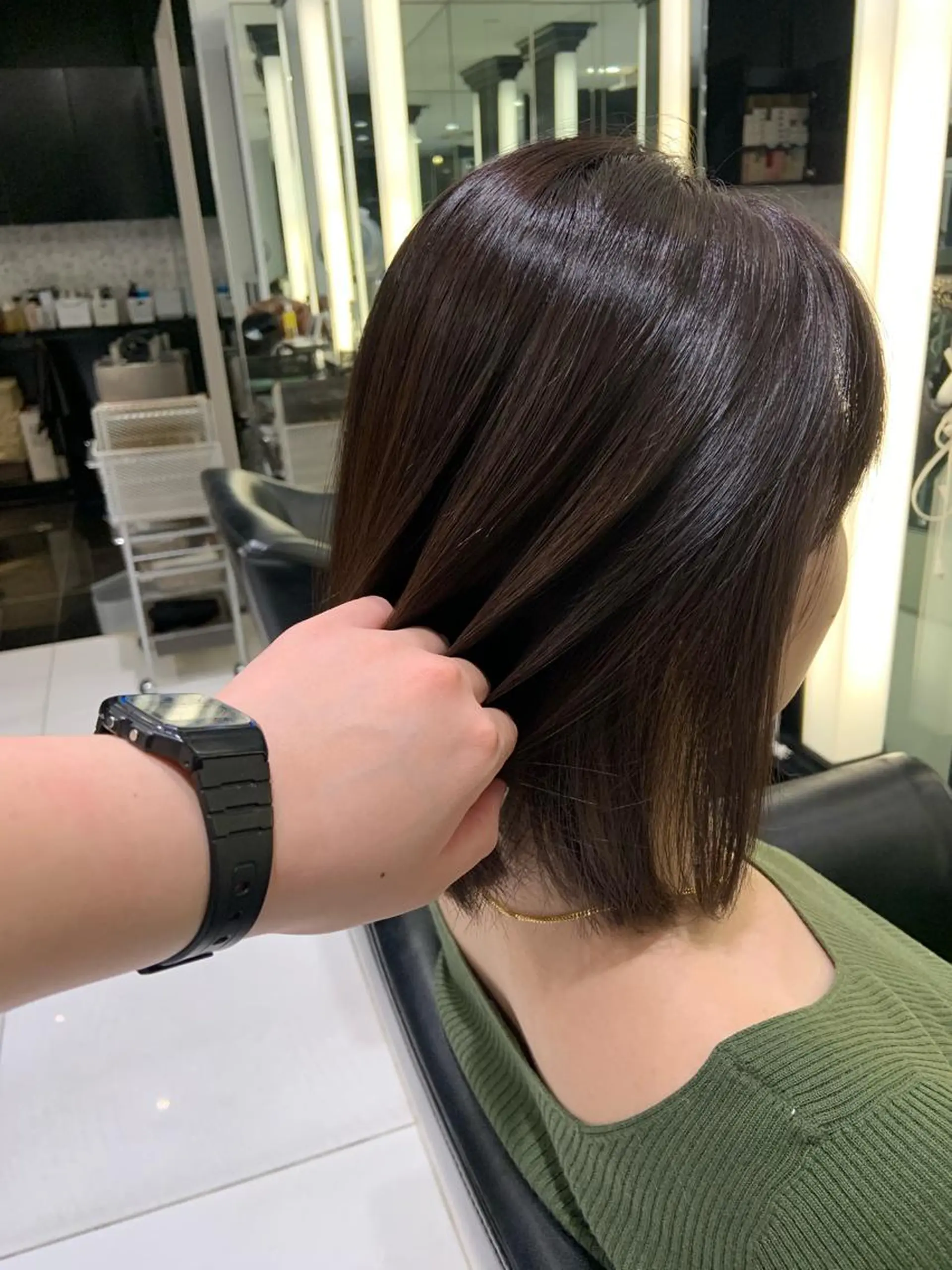 ショート ボブ air -GINZA tower所属・小潟 千尋のヘアスタイル