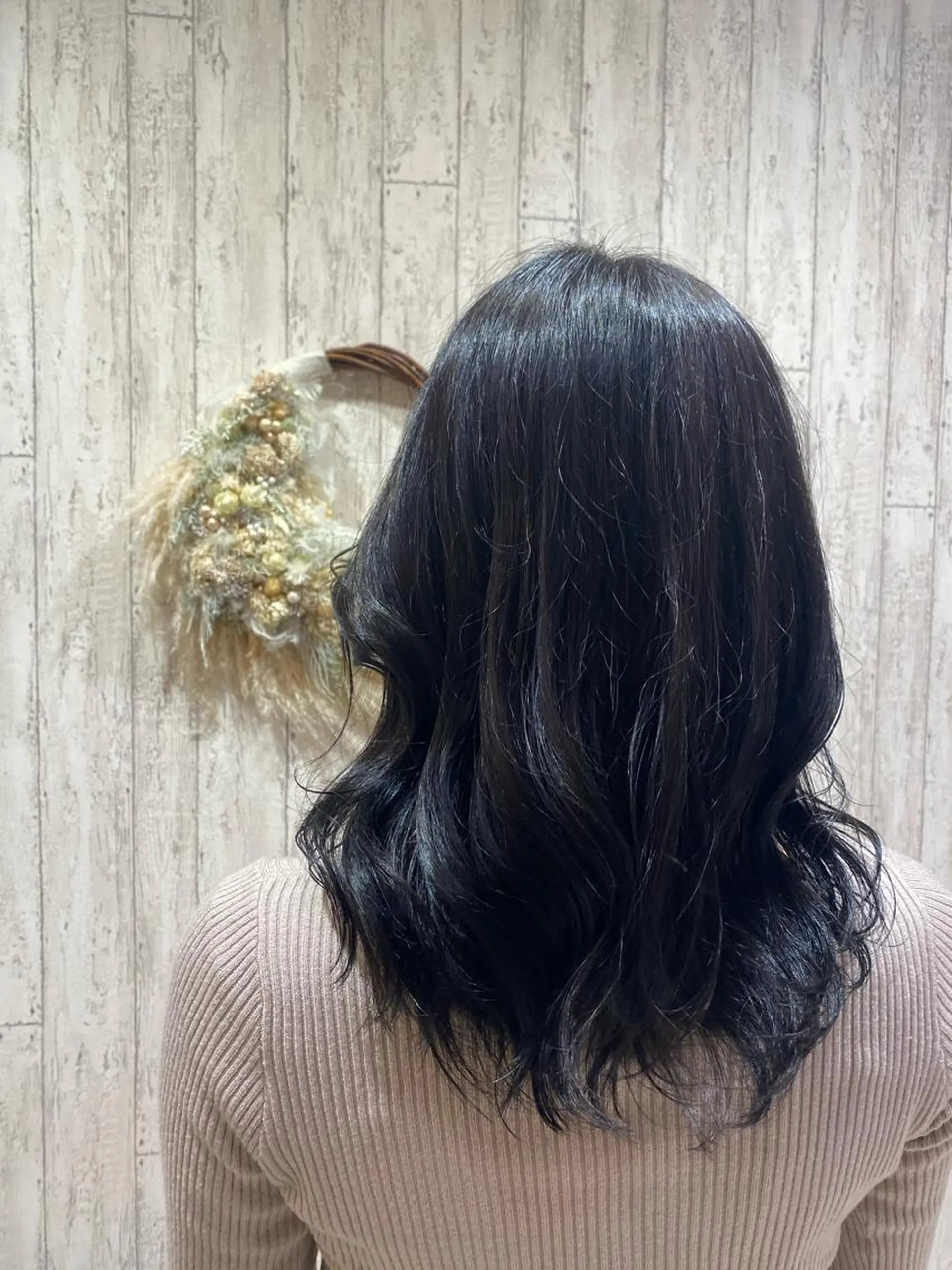 セミロング カラー 黒髪 ブルーカラー ブルーブラック 透明感カラー カット ヘアカラー トリートメント 🦋店長🦋 ほんさわ みずきのヘアスタイル