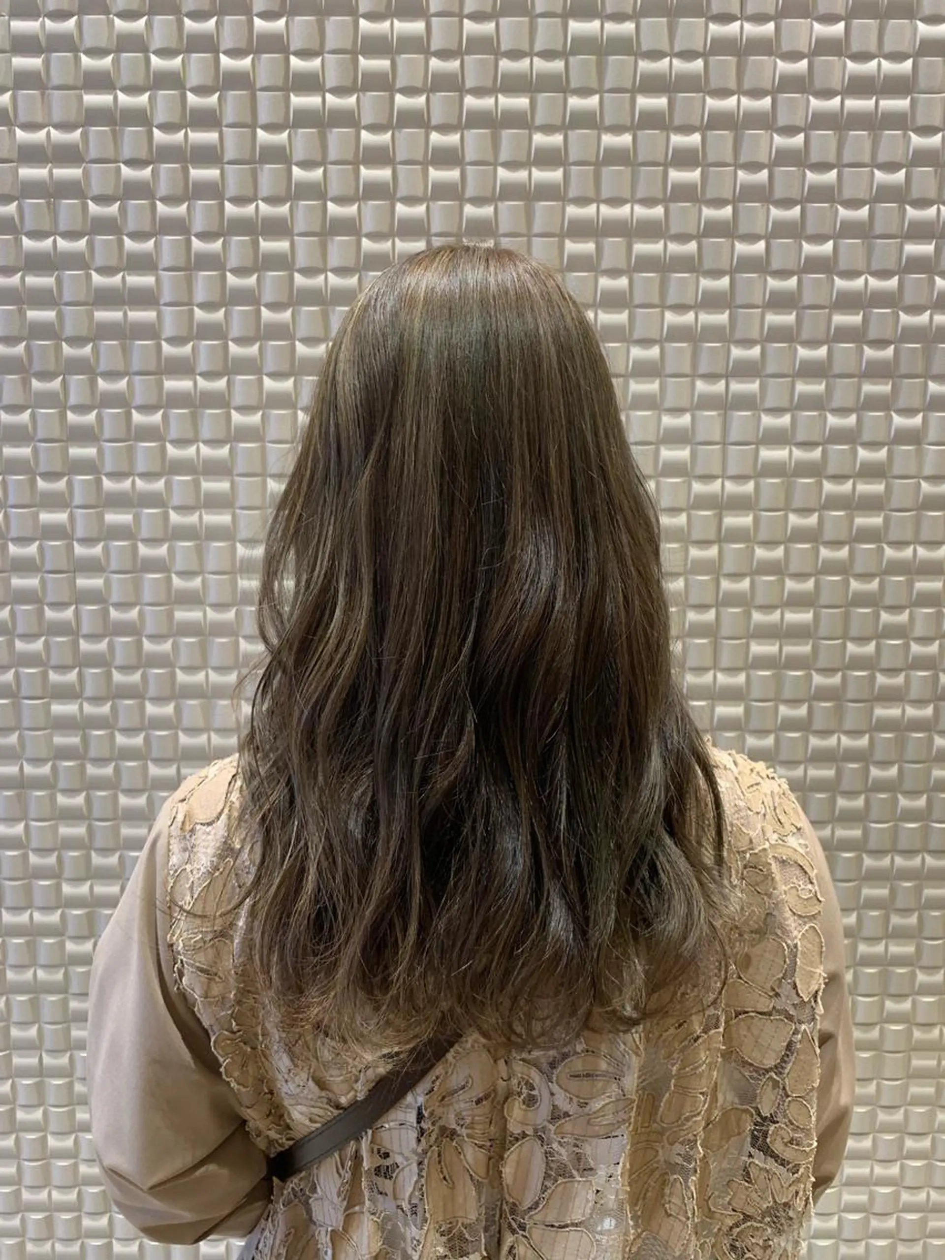 ロング シャドールーツ美容師 篠原康太のヘアスタイル