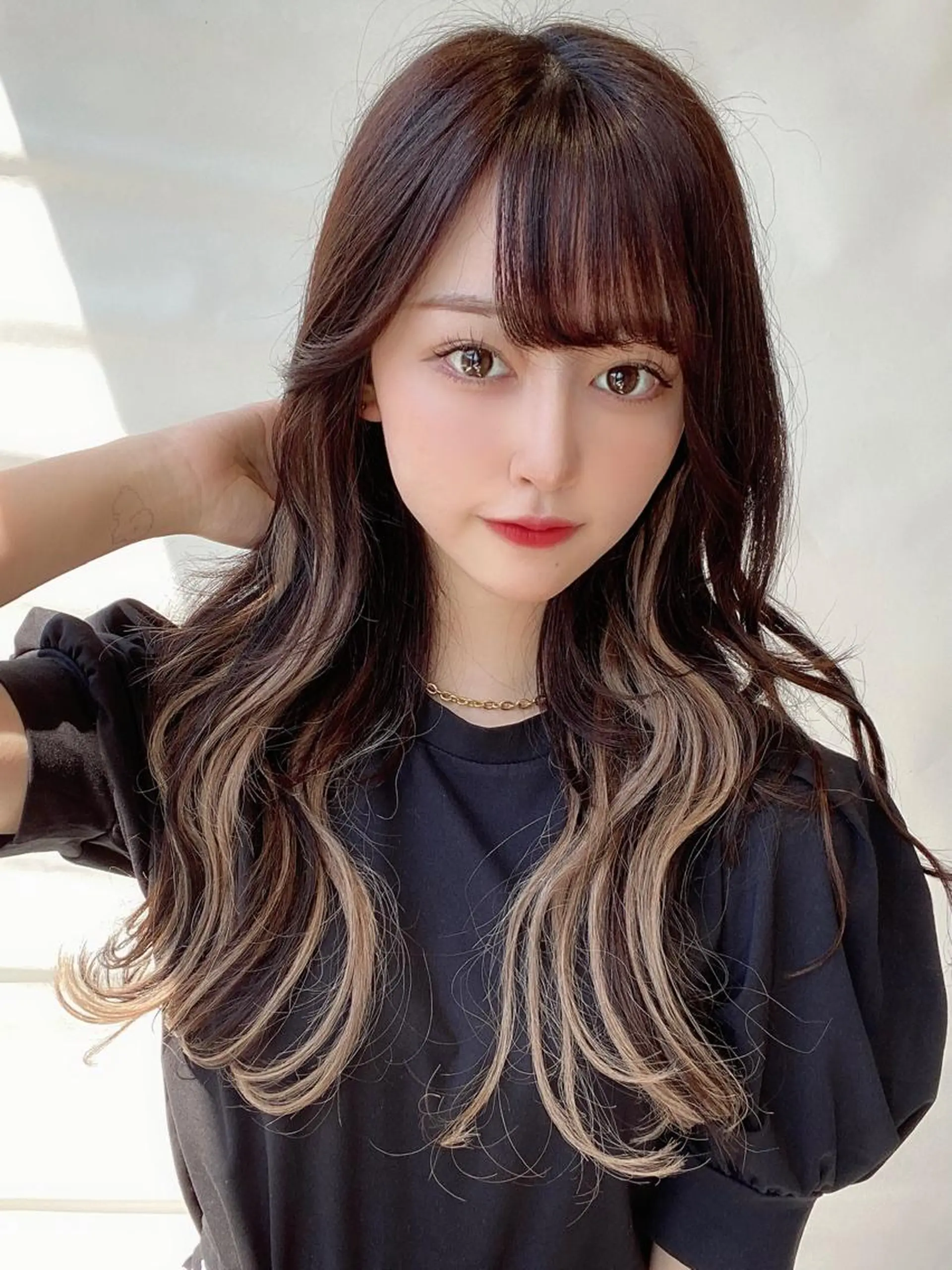 ロング カラー バレイヤージュ ブリーチ ケアブリーチ ダブルカラー ハイライトカラー ヘアカラー トリートメント 新宿✨顔周りカット 韓国ヘア/坂本亜裟海のヘアスタイル