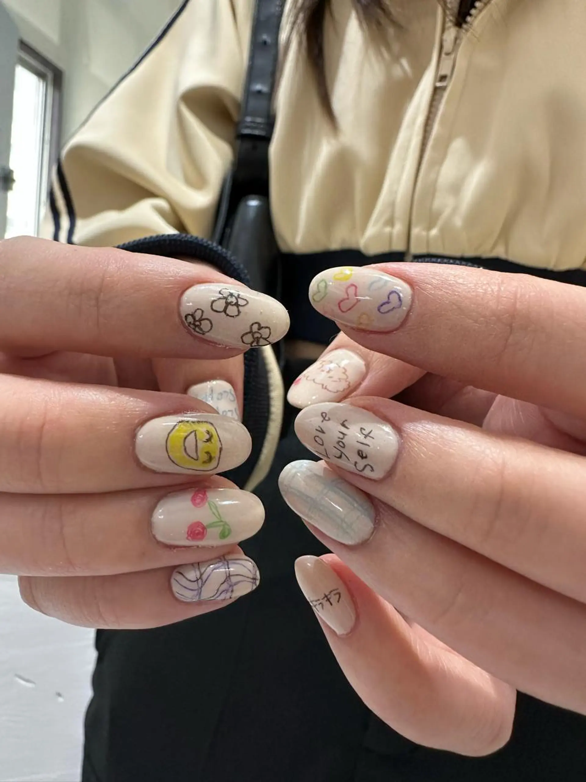 ネイル ハンドネイル フットネイル 個性派ネイル 🌼 ハルカ ♡のマツエク・マツパデザイン