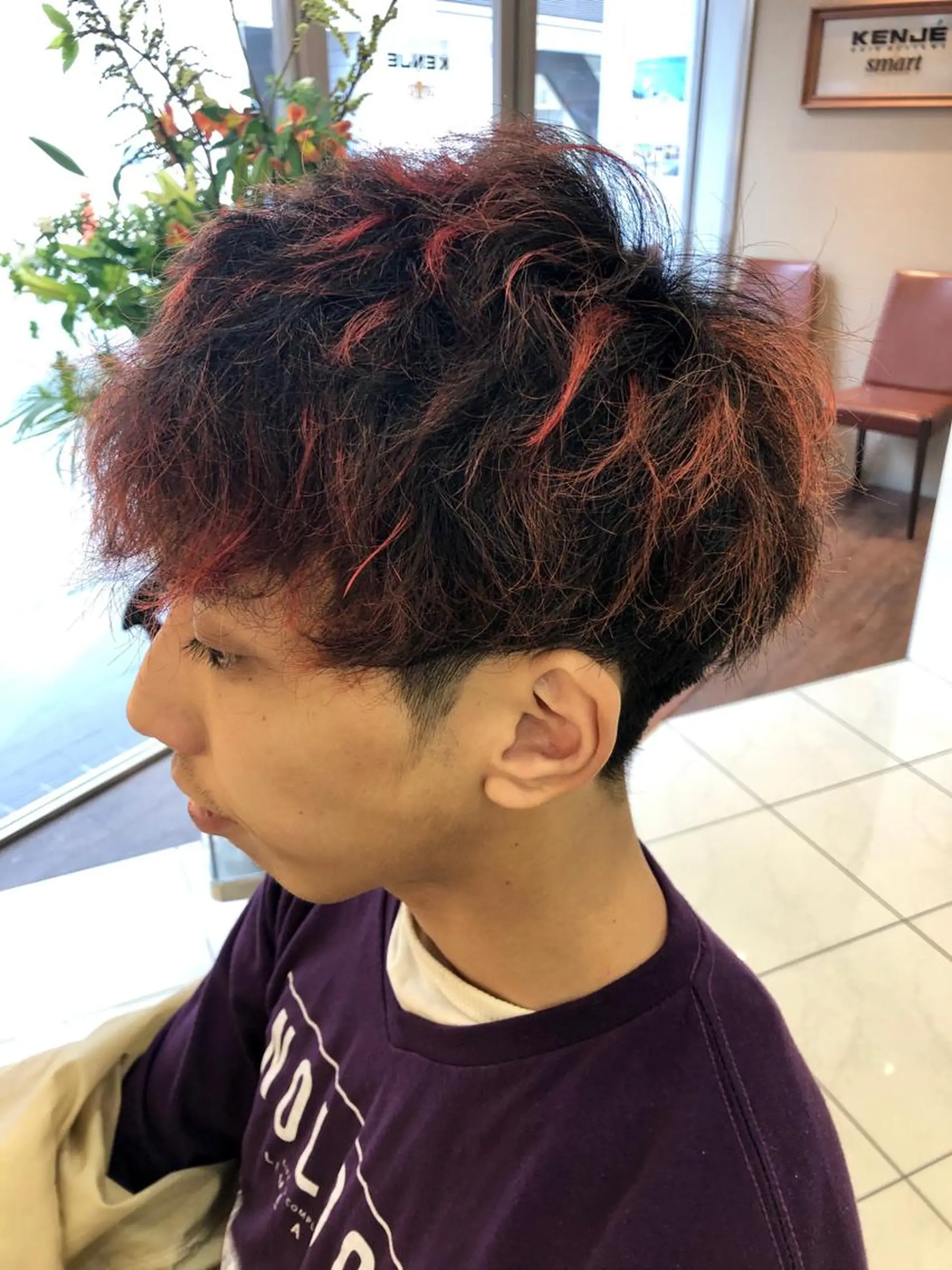 メンズ メンズハイライト カット ヘアカラー rebo茅ヶ崎所属・神田 澪史のヘアスタイル