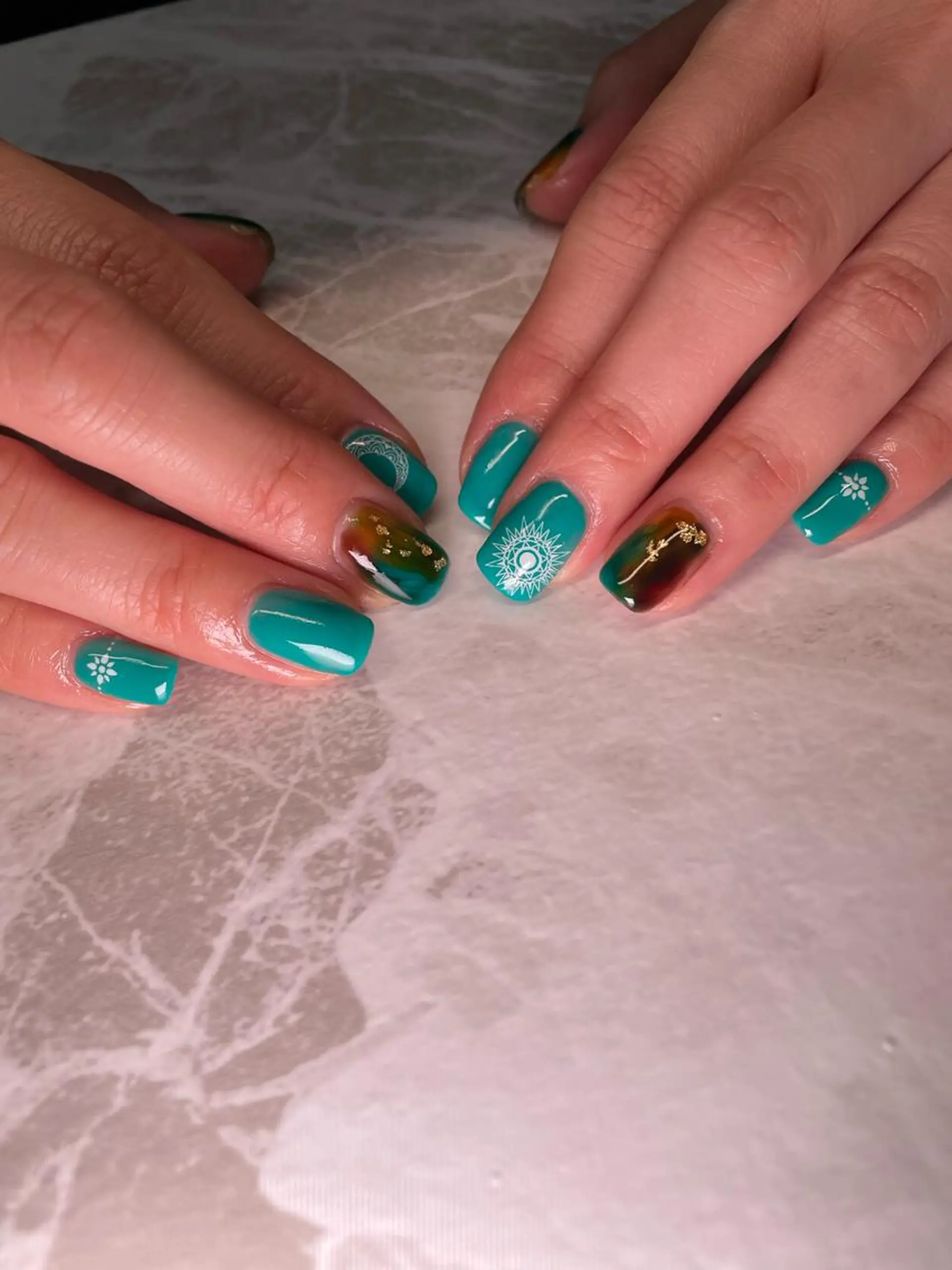 ネイル ハンドネイル YOUTH nails waxing所属・YOUTH natsumiのネイルデザイン