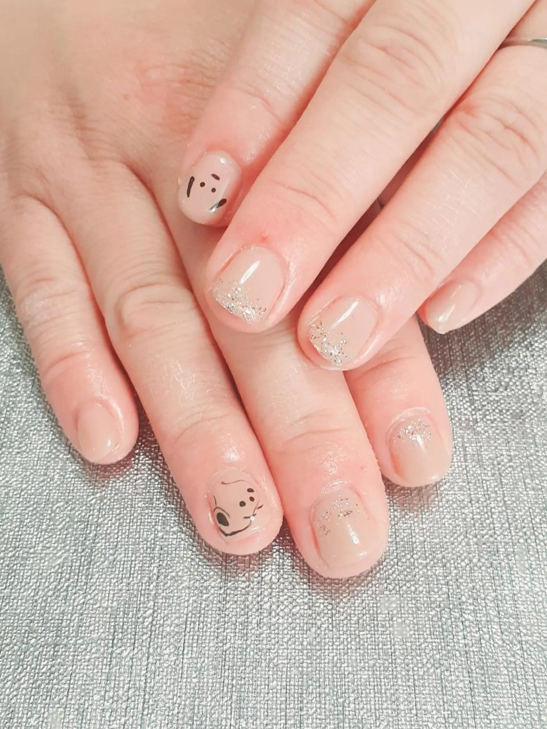 ネイル アートネイル ラメ(グリッター) ハンドネイル 鈴木 憂維のネイルデザイン