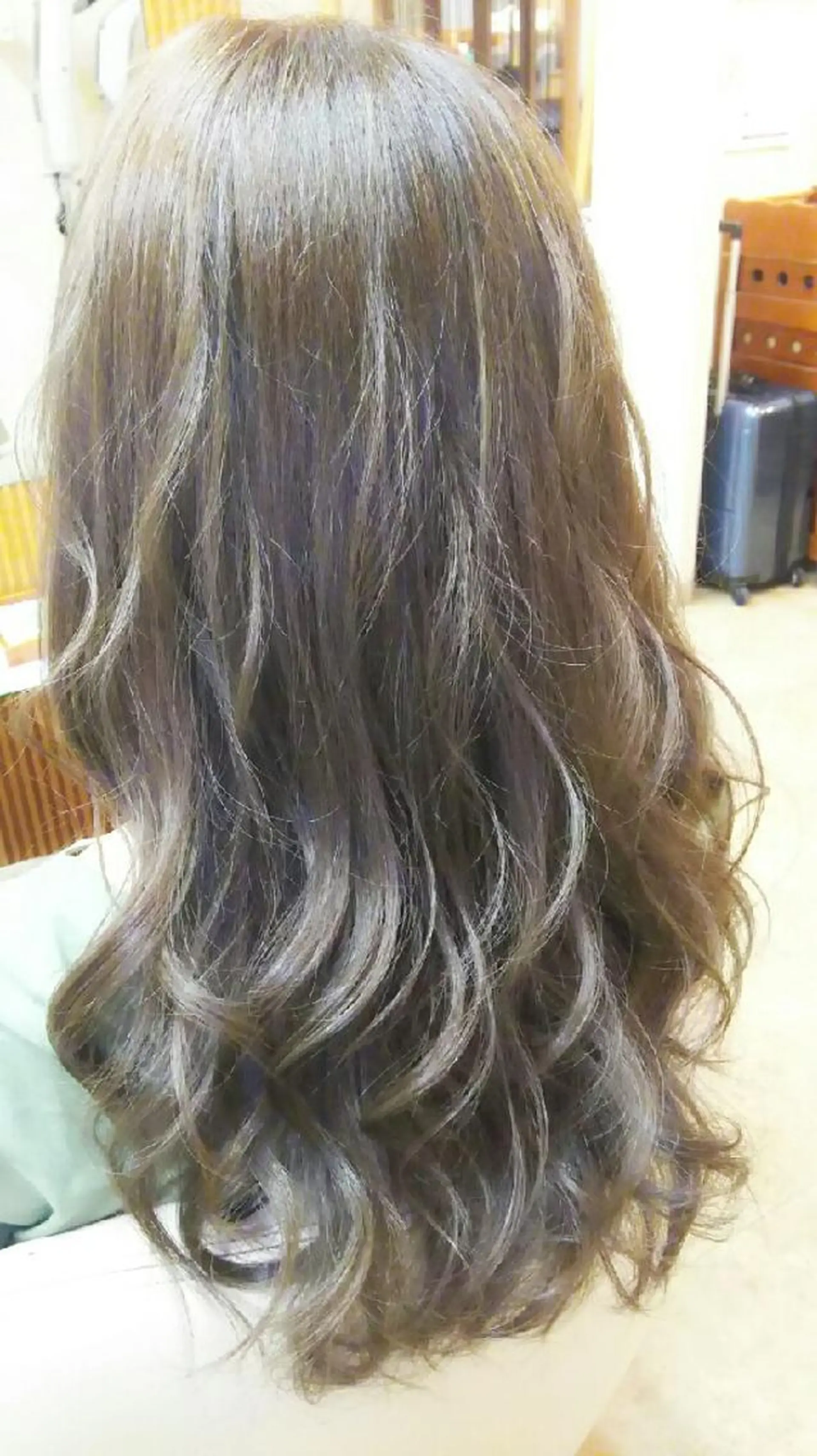 カラー ロング アッシュ ハイライトカラー ハイライト 脇田 雄大のヘアスタイル