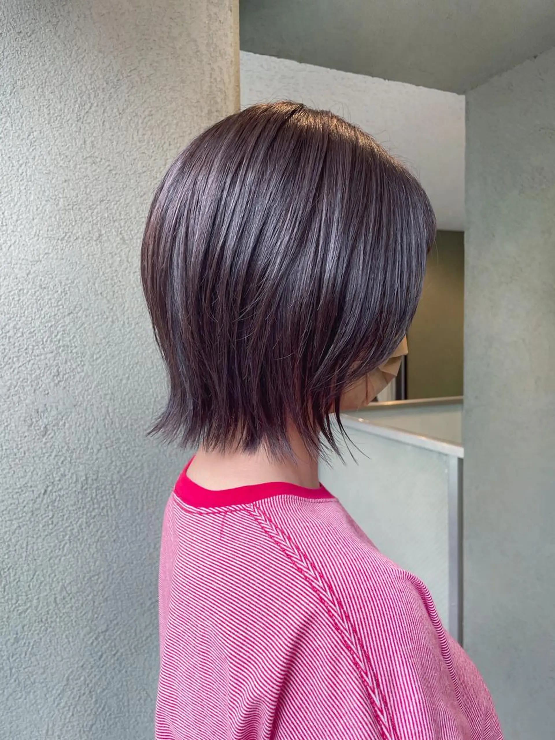 ショート カラー ボブレイヤー アッシュ アッシュブラウン ブラウンカラー ボブ HIROKI ” stylistのヘアスタイル