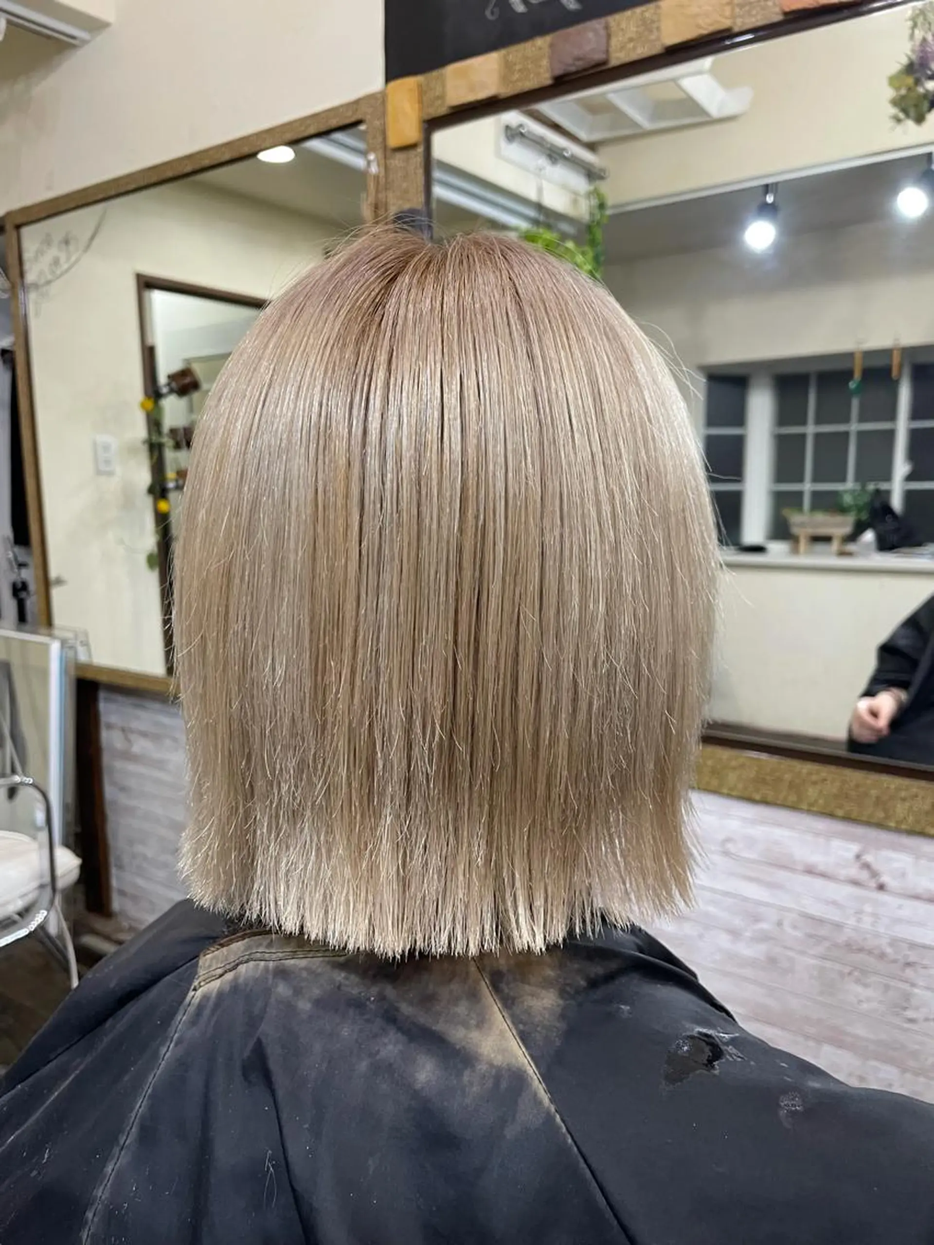 ショート カラー ヘアカラー 渡辺 健太のヘアスタイル