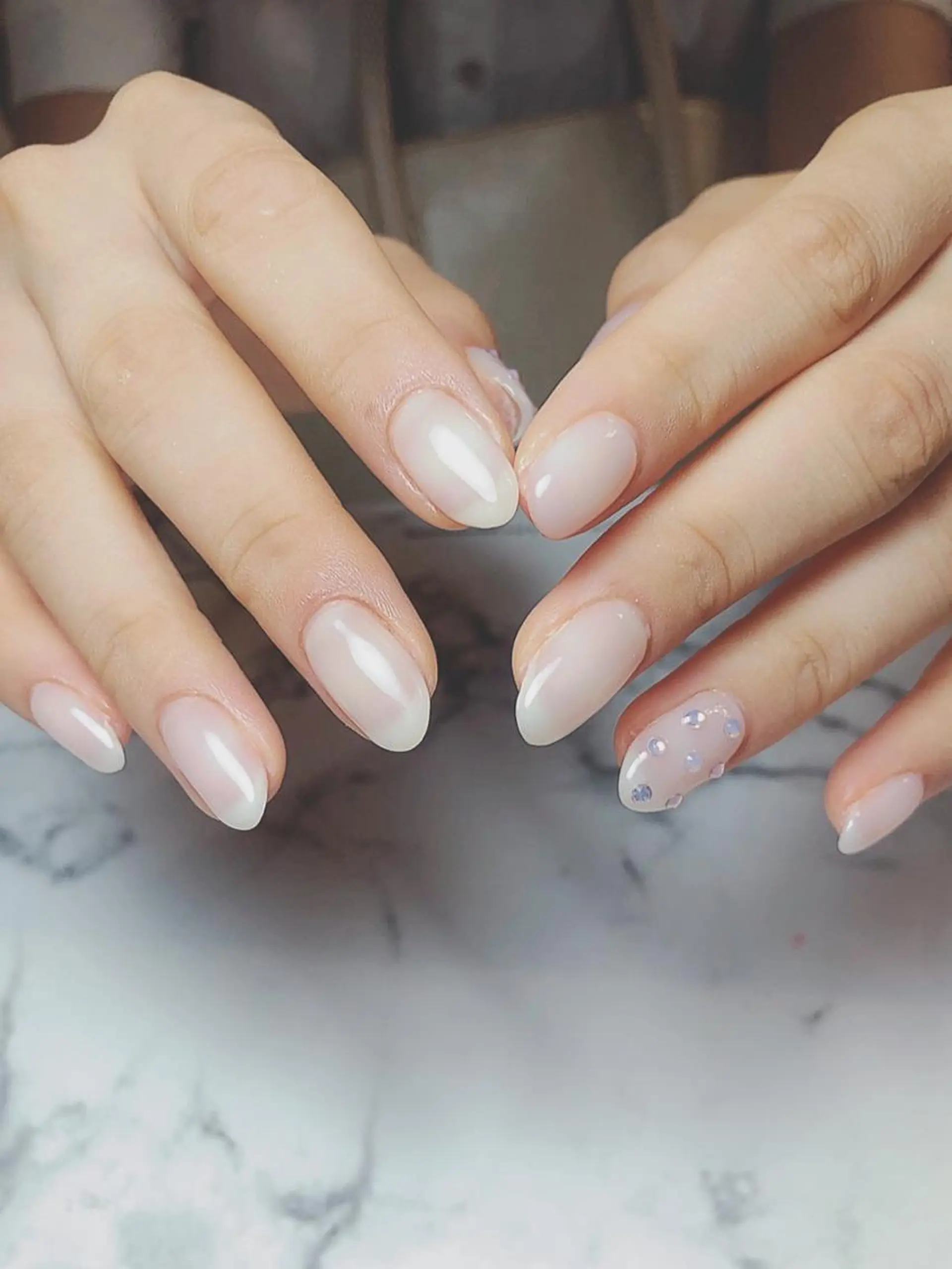 ネイル アートネイル ジェルネイル ニュアンスネイル パラジェル ハンドネイル Nailist Honamiのネイルデザイン