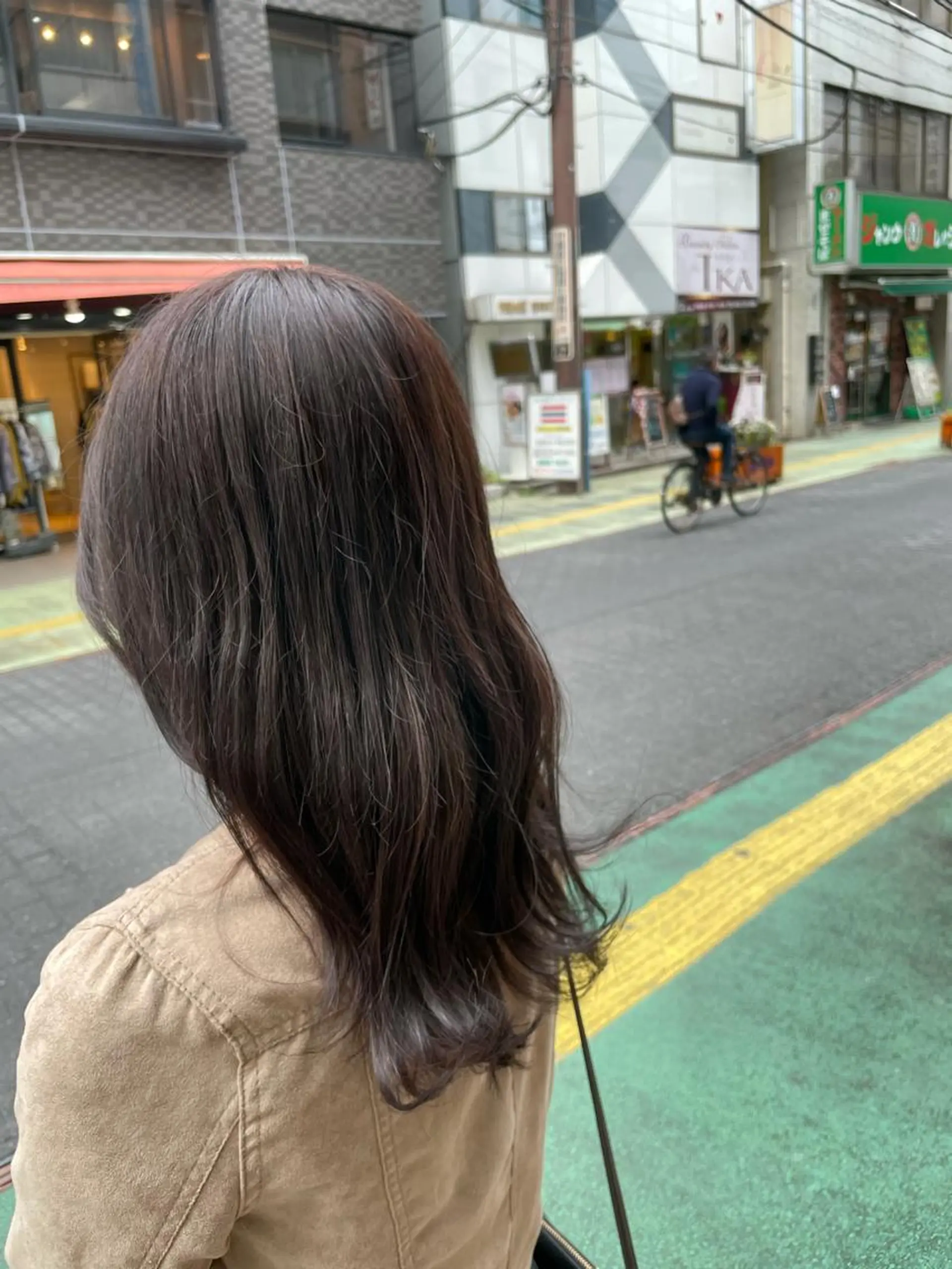 セミロング カラー ♡Eleanor大宮 aya♡のヘアスタイル