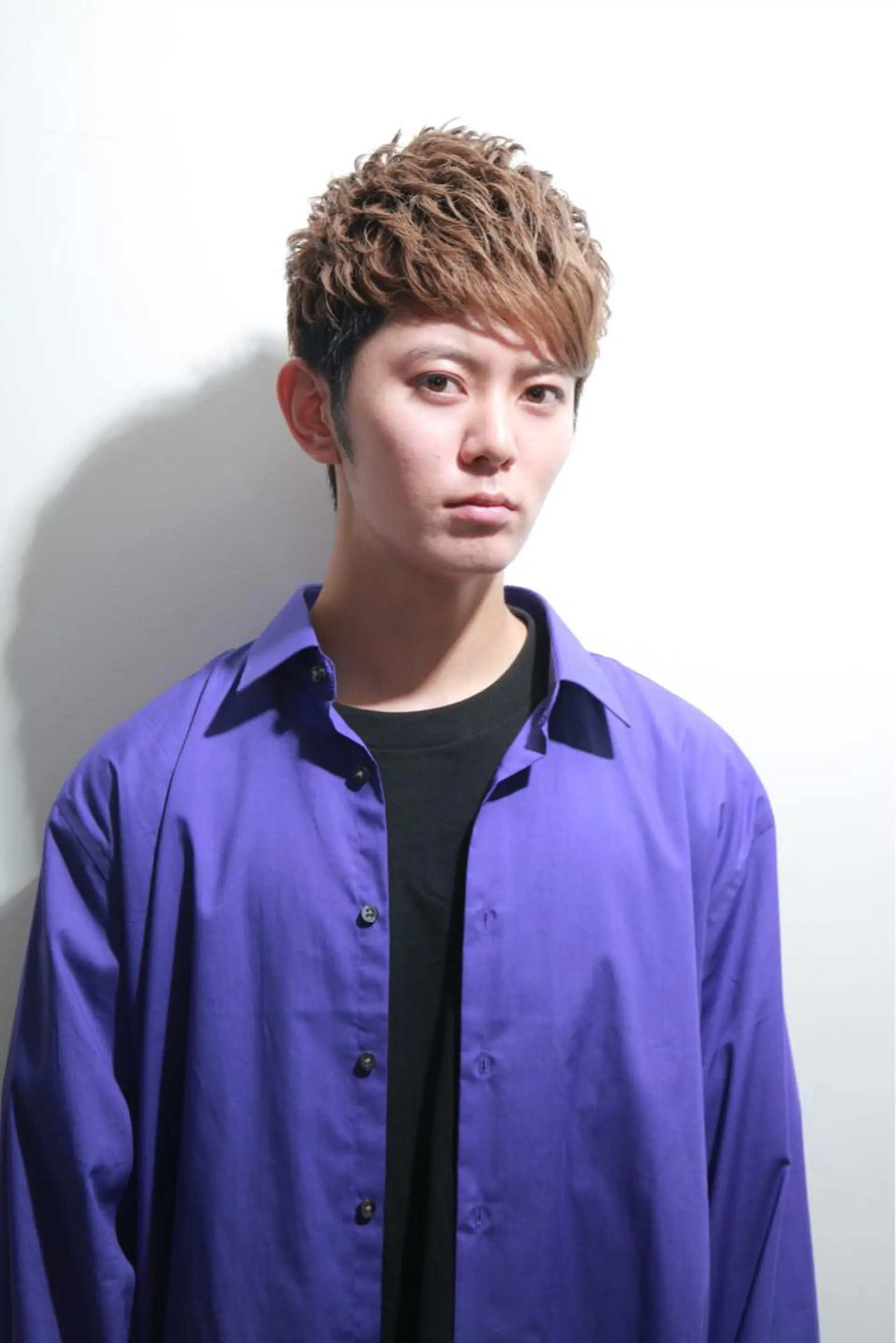 メンズ カット ヘアカラー レイヤー／パーマ 西山賢志のヘアスタイル