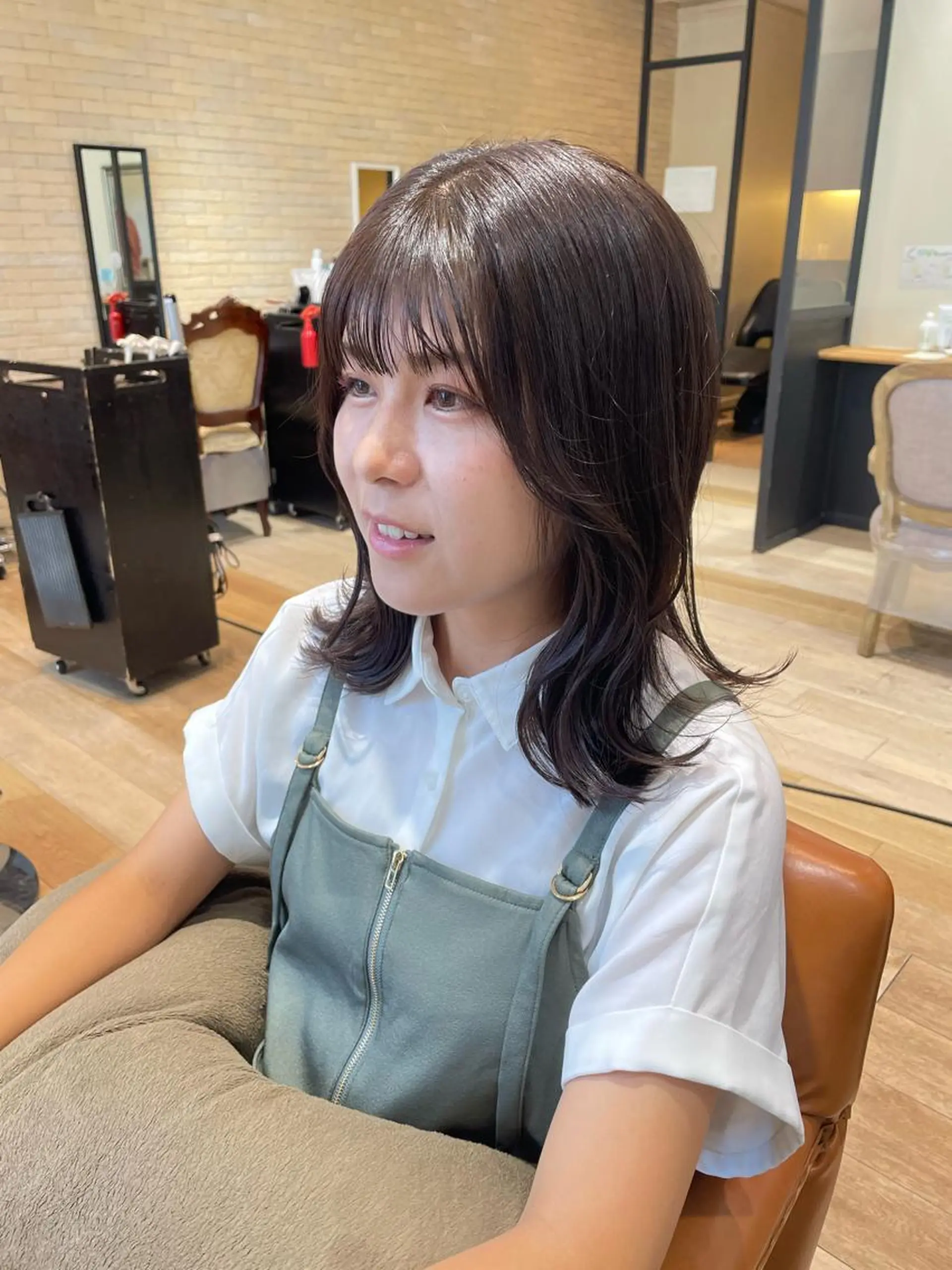 ミディアム 亀川蓮 Agu hairのヘアスタイル