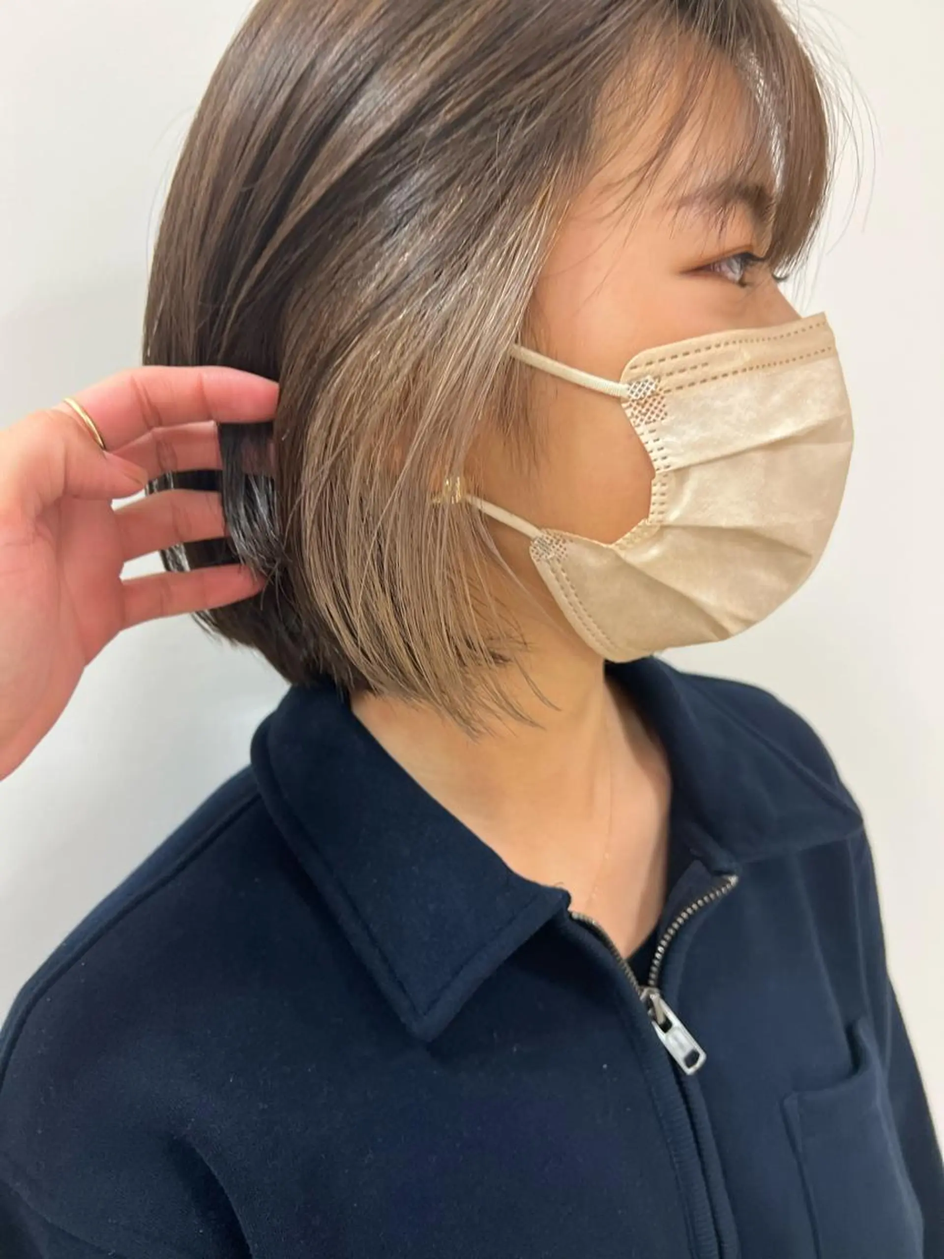 ショート カラー ベージュカラー ブリーチ イヤリングカラー カット ヘアカラー トリートメント ヘアセット ハイトーン/ウルフ /レイヤー/坂野幸伸のヘアスタイル