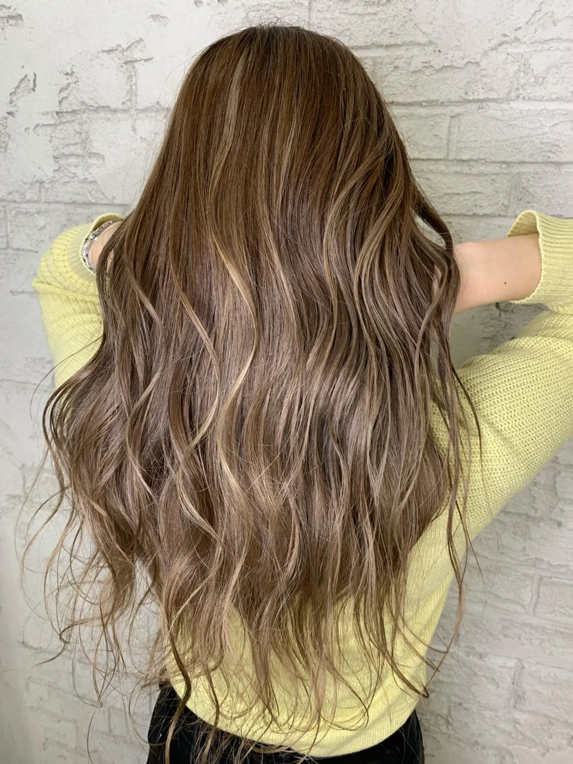 ロング ハイライト 🇺🇸ハイライト特 化美容師🇺🇸漆沢のヘアスタイル