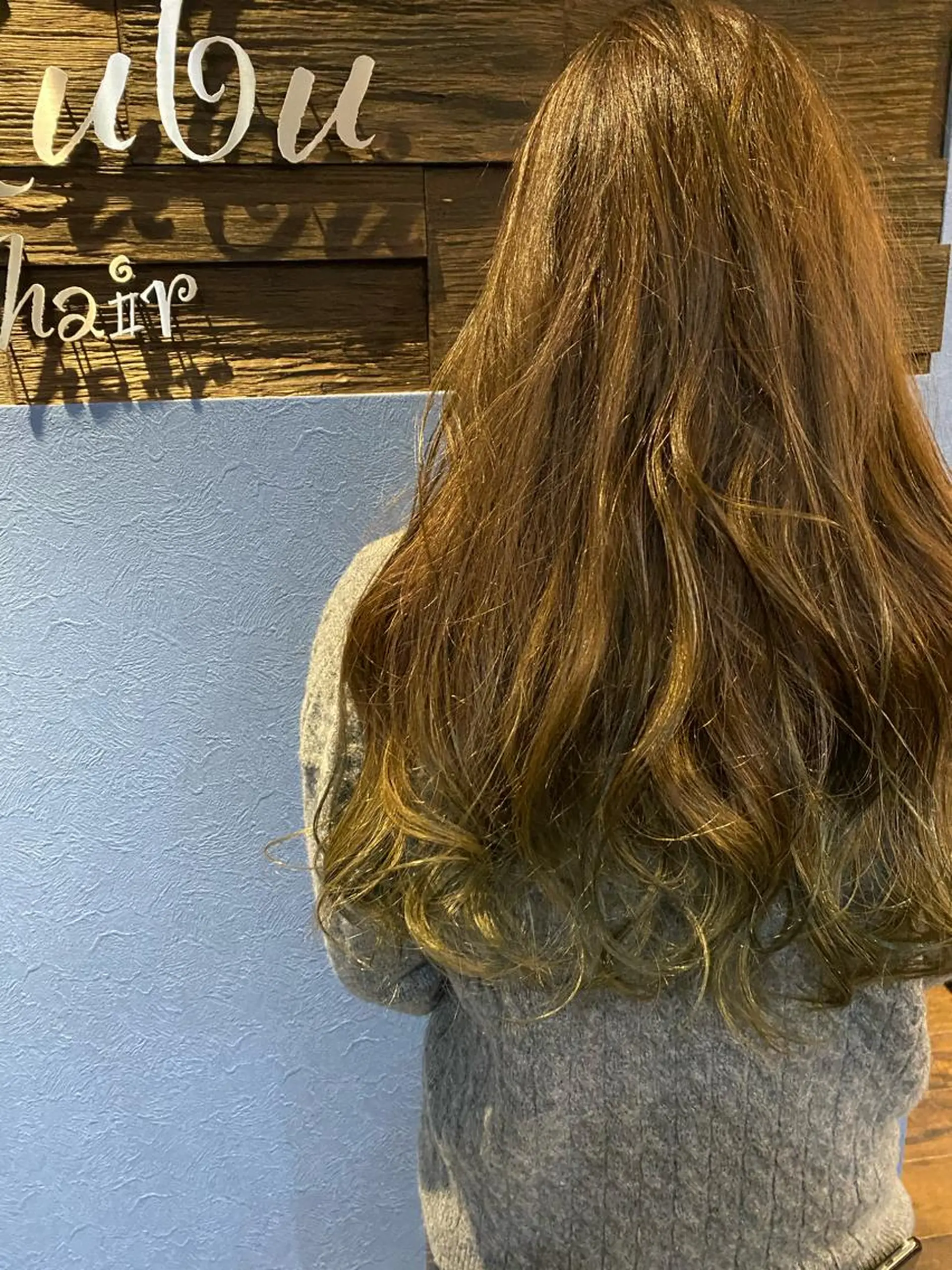 ロング 大内 郁のヘアスタイル