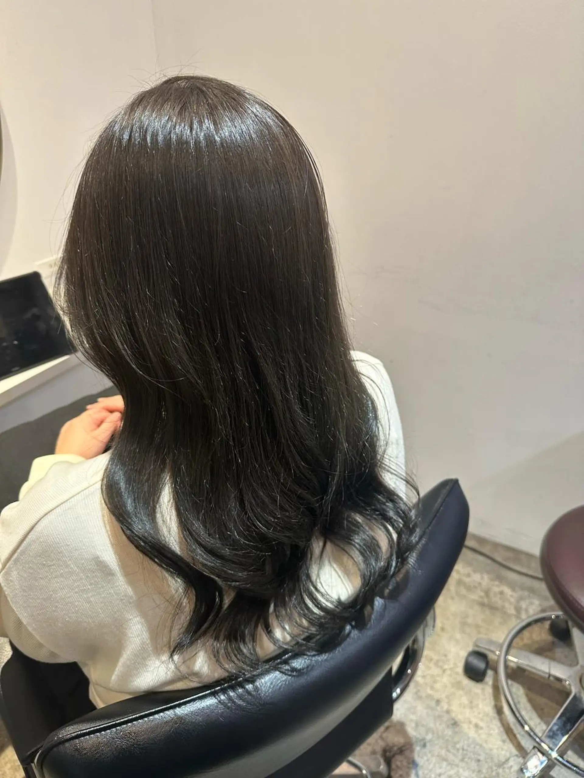 セミロング カラー ブリーチ 透明感カラー ダブルカラー グレージュ ブリーチなしカラー ヘアカラー 中目黒🌼 🌼ハナのヘアスタイル