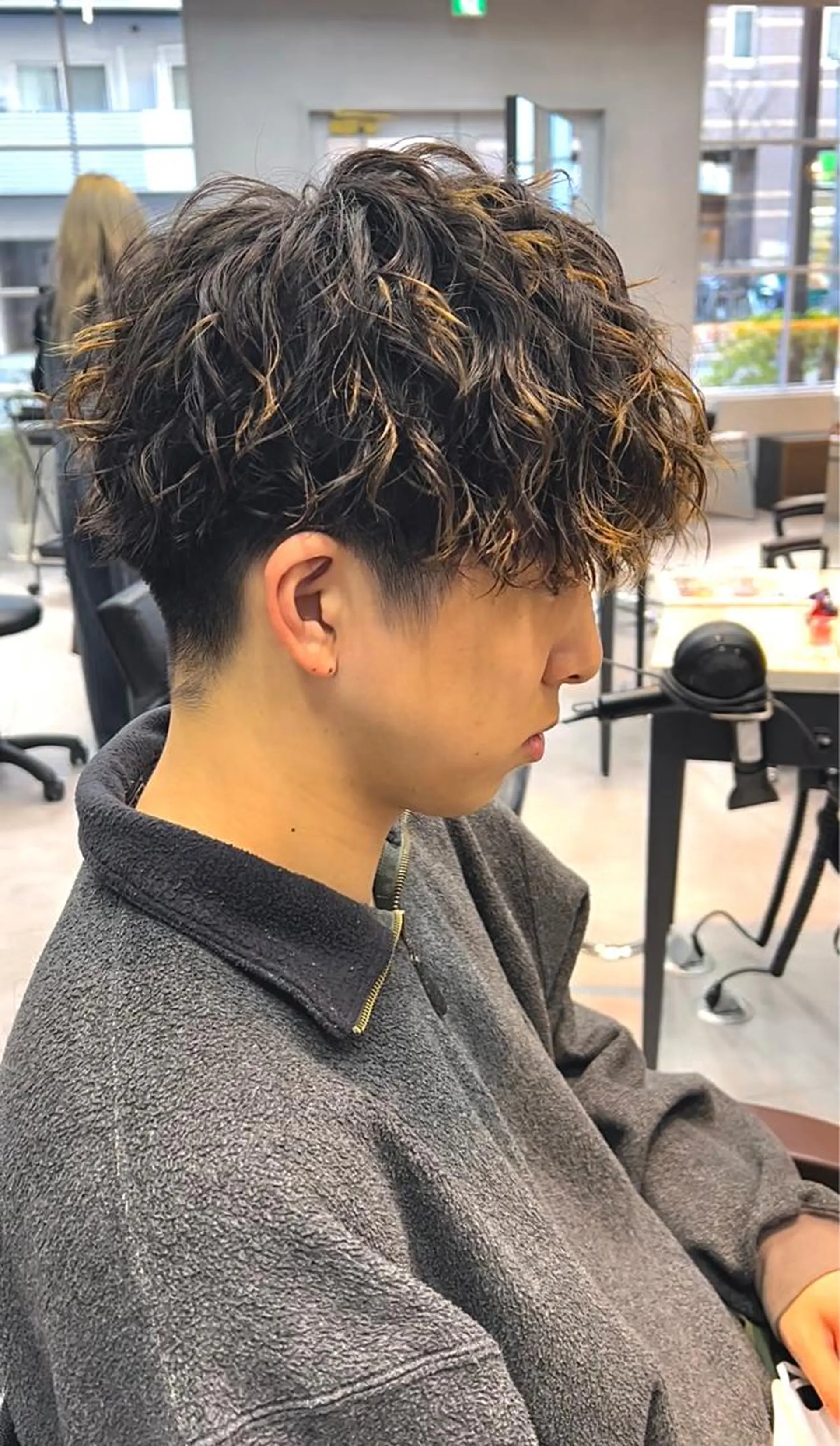 ショート パーマ メンズ カット パーマ 🦩パーマン🦩佐藤 航太のヘアスタイル