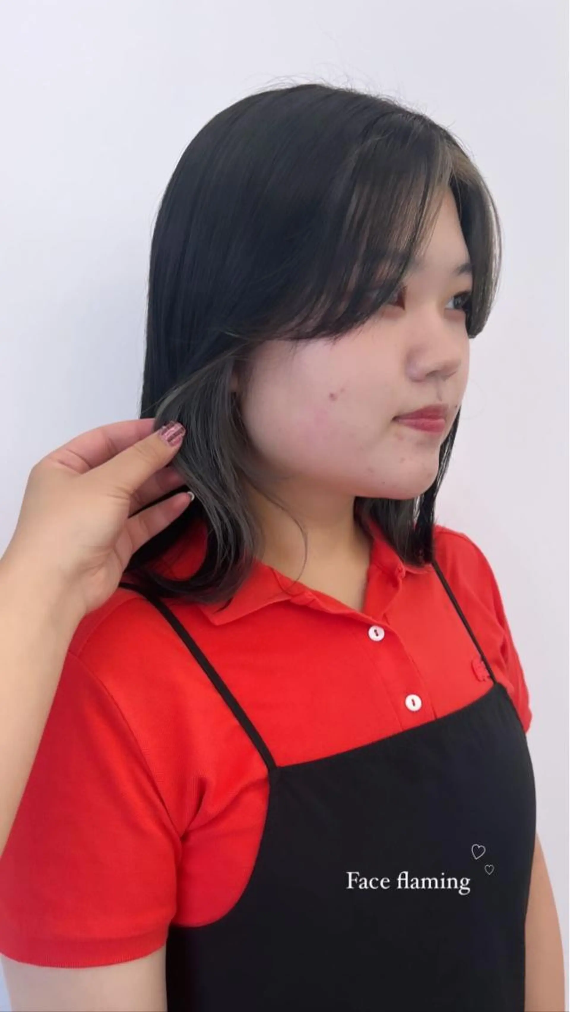 ミディアム ミストバング ✨ブリーチ/顔周り レイヤー¦YUKA✨のヘアスタイル