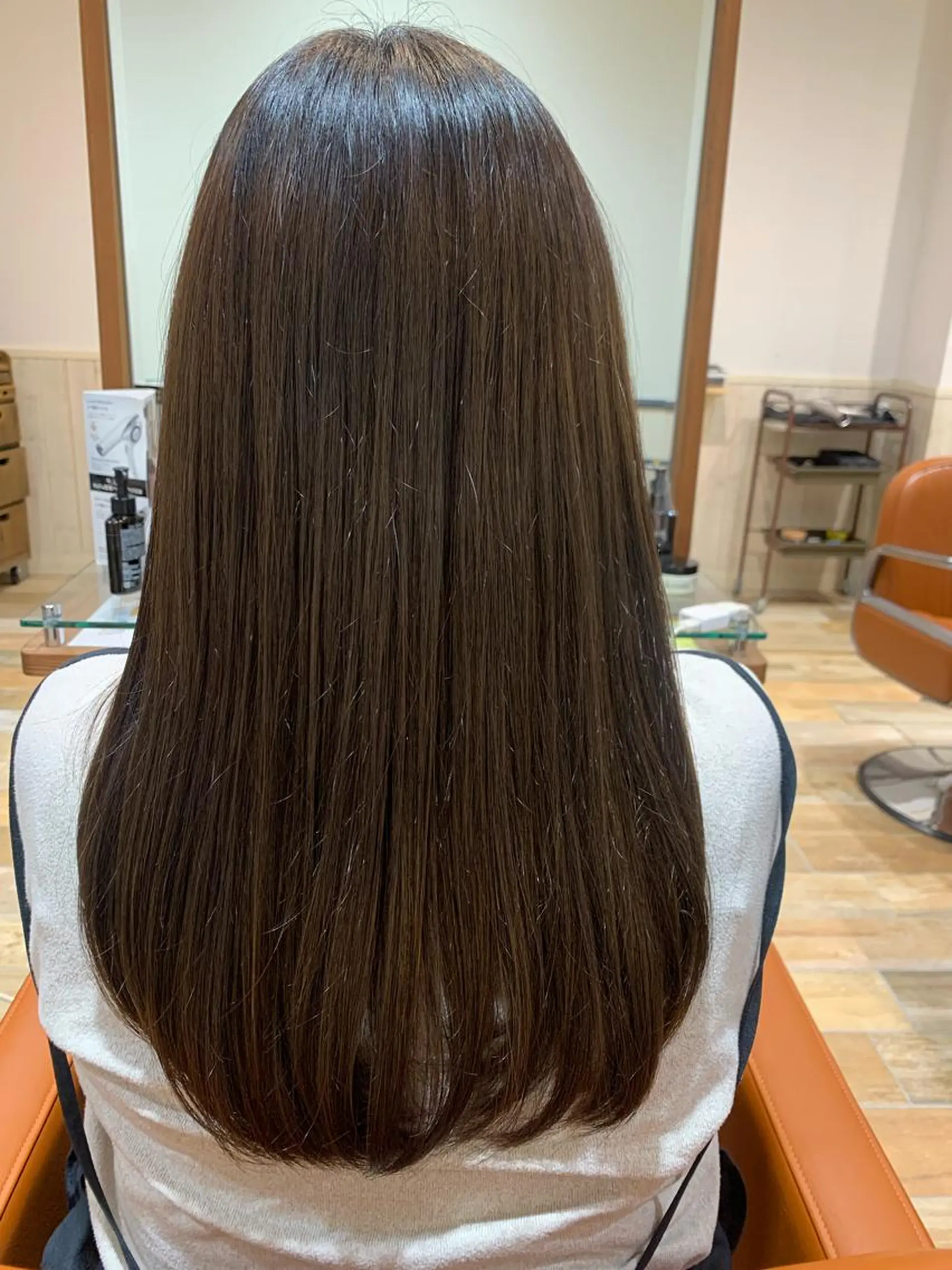 カラー ヘアカラー 須藤 向日葵のヘアスタイル