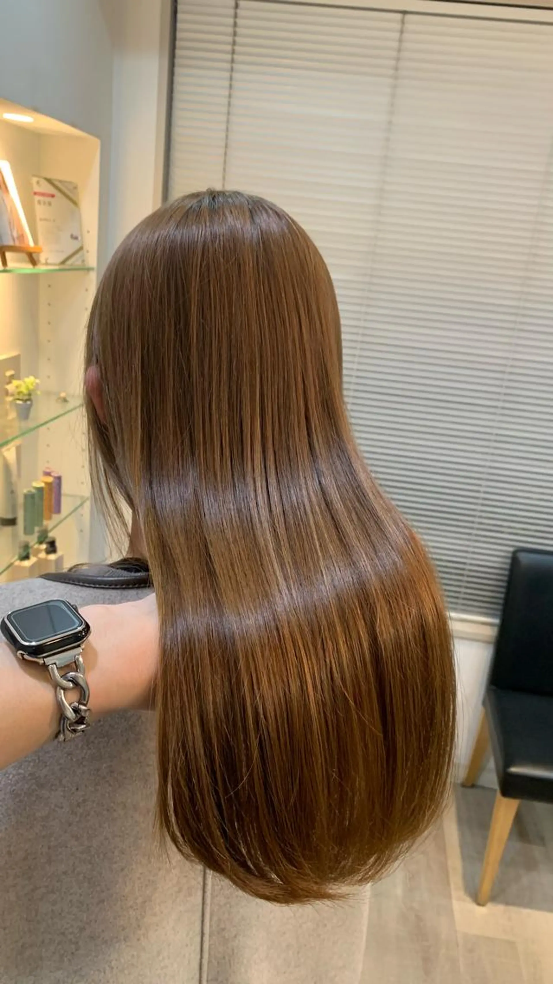 ロング カラー 🌈re-room EIKI🇰🇷のヘアスタイル