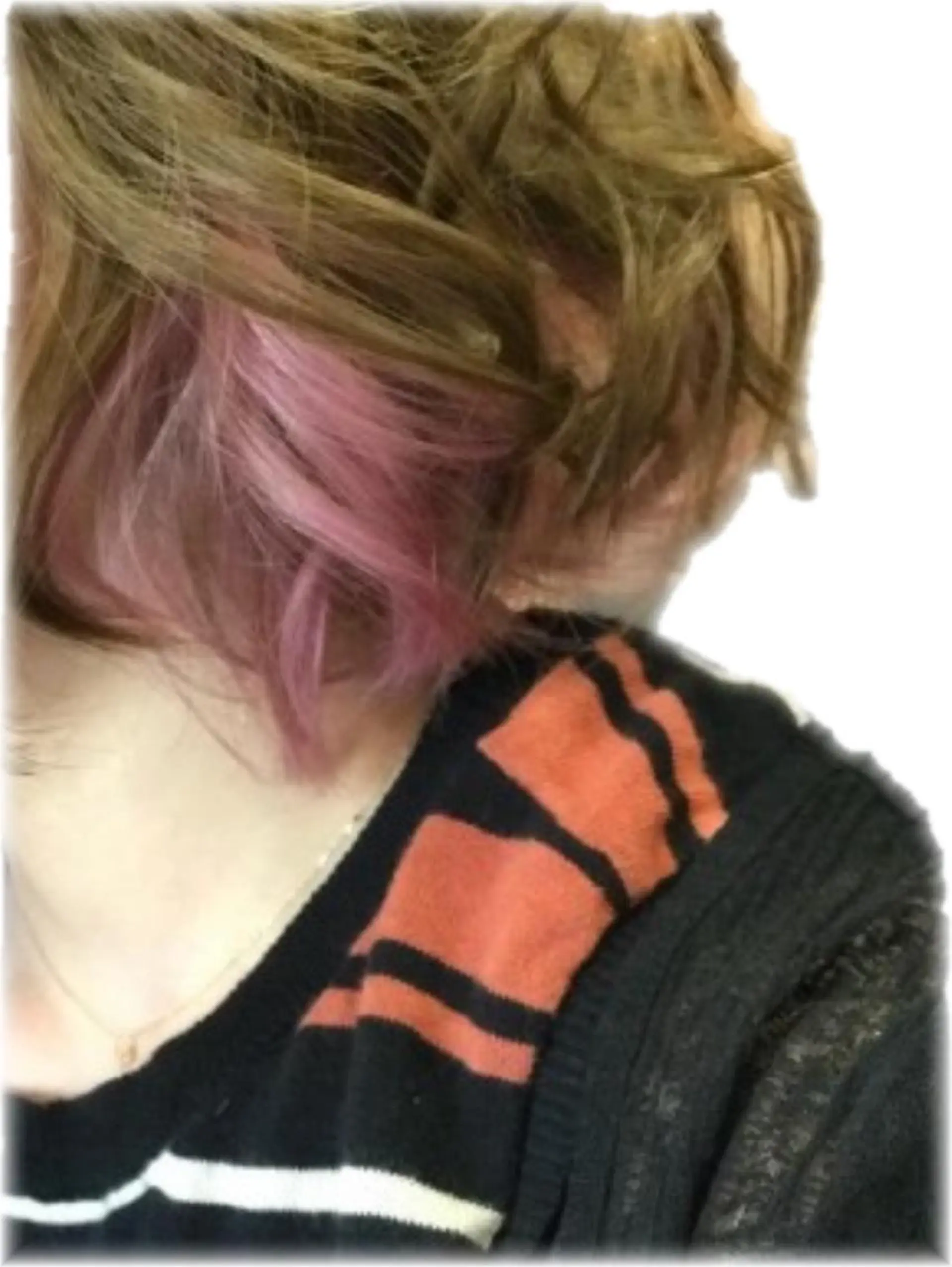 ショート カラー インナーカラー ピンクカラー ヌーベルヴァーグ所属・大野 桃果🐸のヘアスタイル