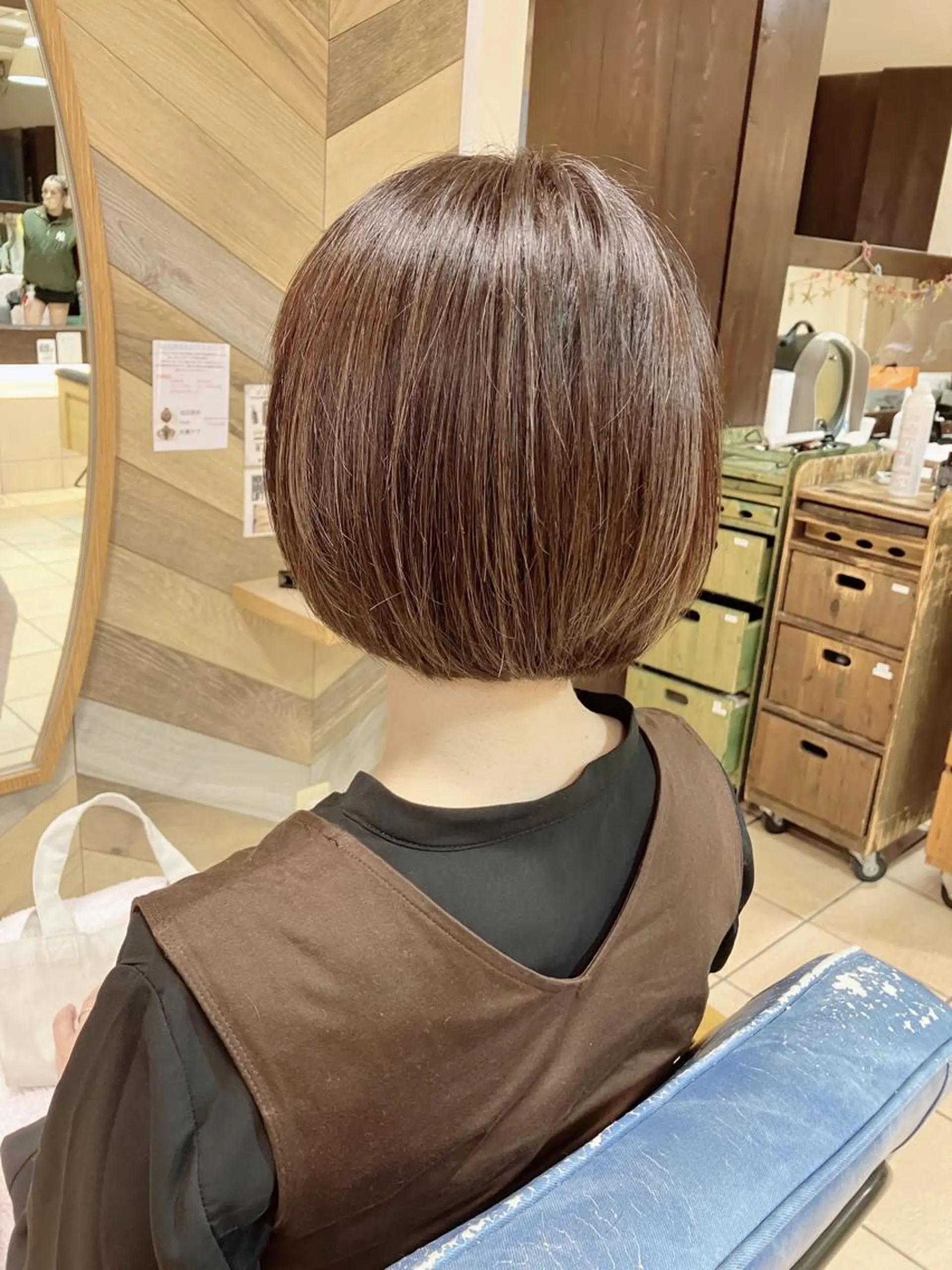 ショート カラー グラデーションカラー カット 奥谷 美代子のヘアスタイル