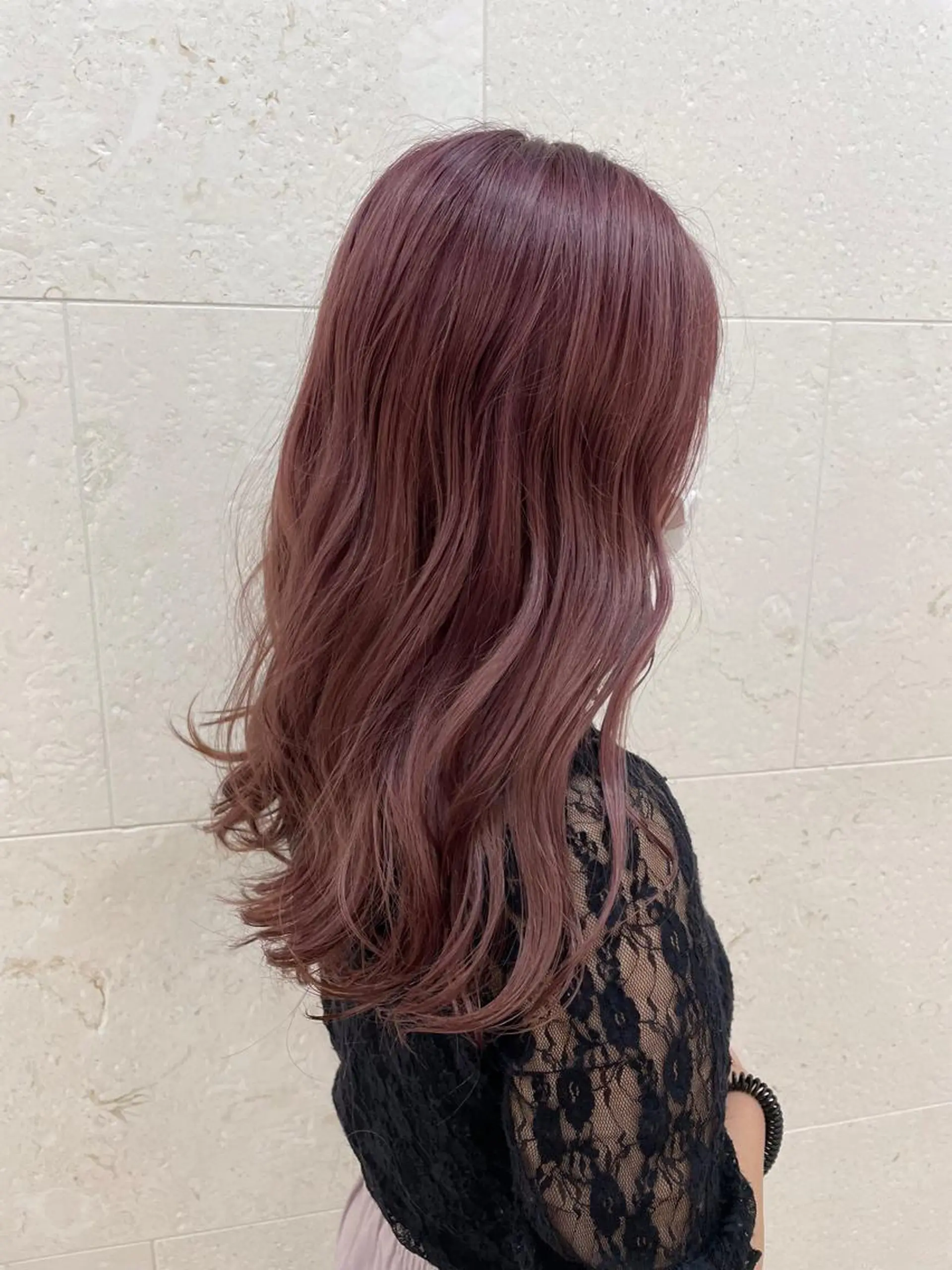 ロング カラー ブリーチ ピンクカラー カット ヘアカラー トリートメント 斉藤 貴也のヘアスタイル