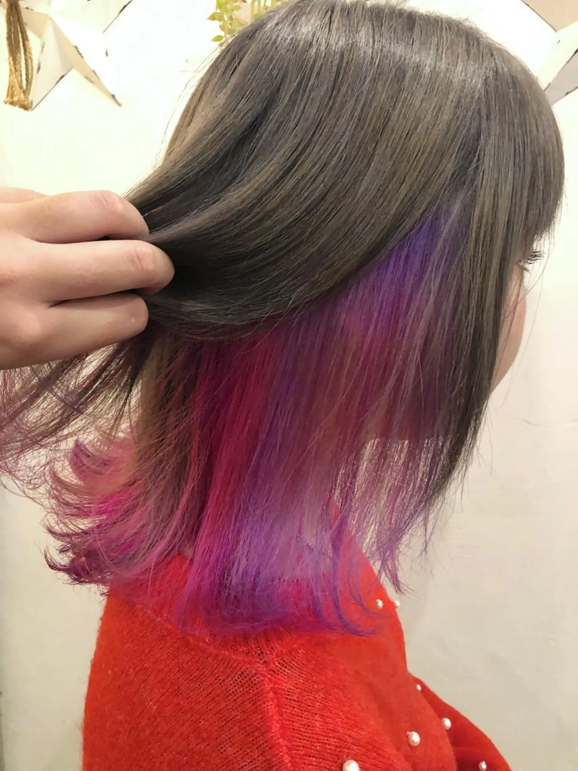 ミディアム カラー インナーカラー ピンクカラー パープルカラー sio.nail&eyebrow salon shimokitazawa2号店所属・nailist mana𖤐´-のネイルデザイン