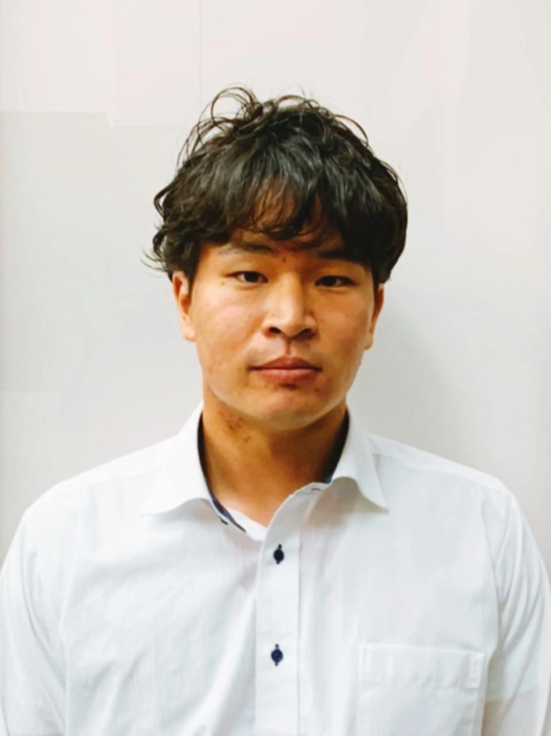 ミディアム パーマ メンズ 牧野 滉平のヘアスタイル