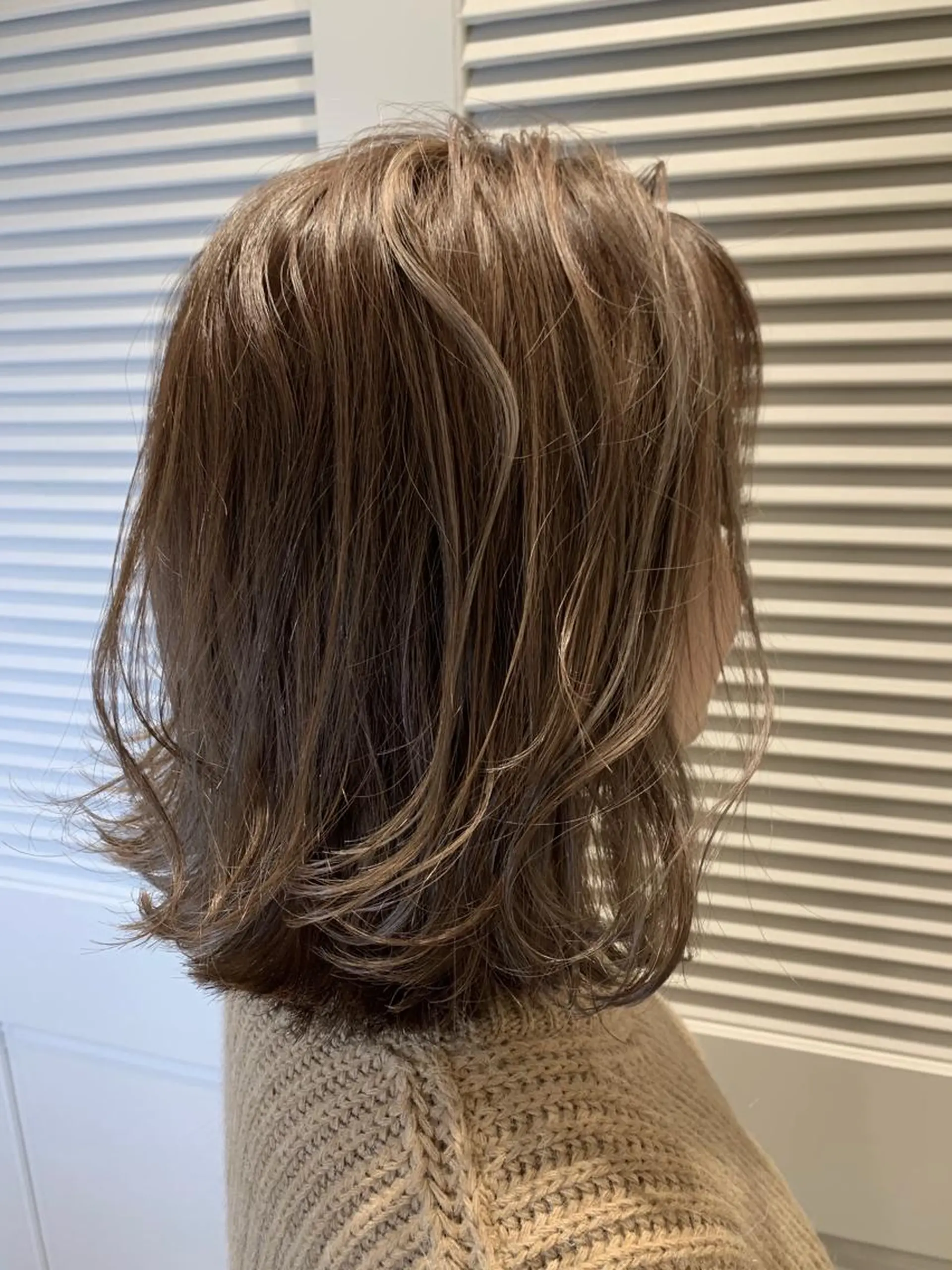 ミディアム ボブレイヤー ボブ ハイライト レイヤーカット ヘアカラー トリートメント 渋谷ハイトーン/ デザインカラー阿部のヘアスタイル