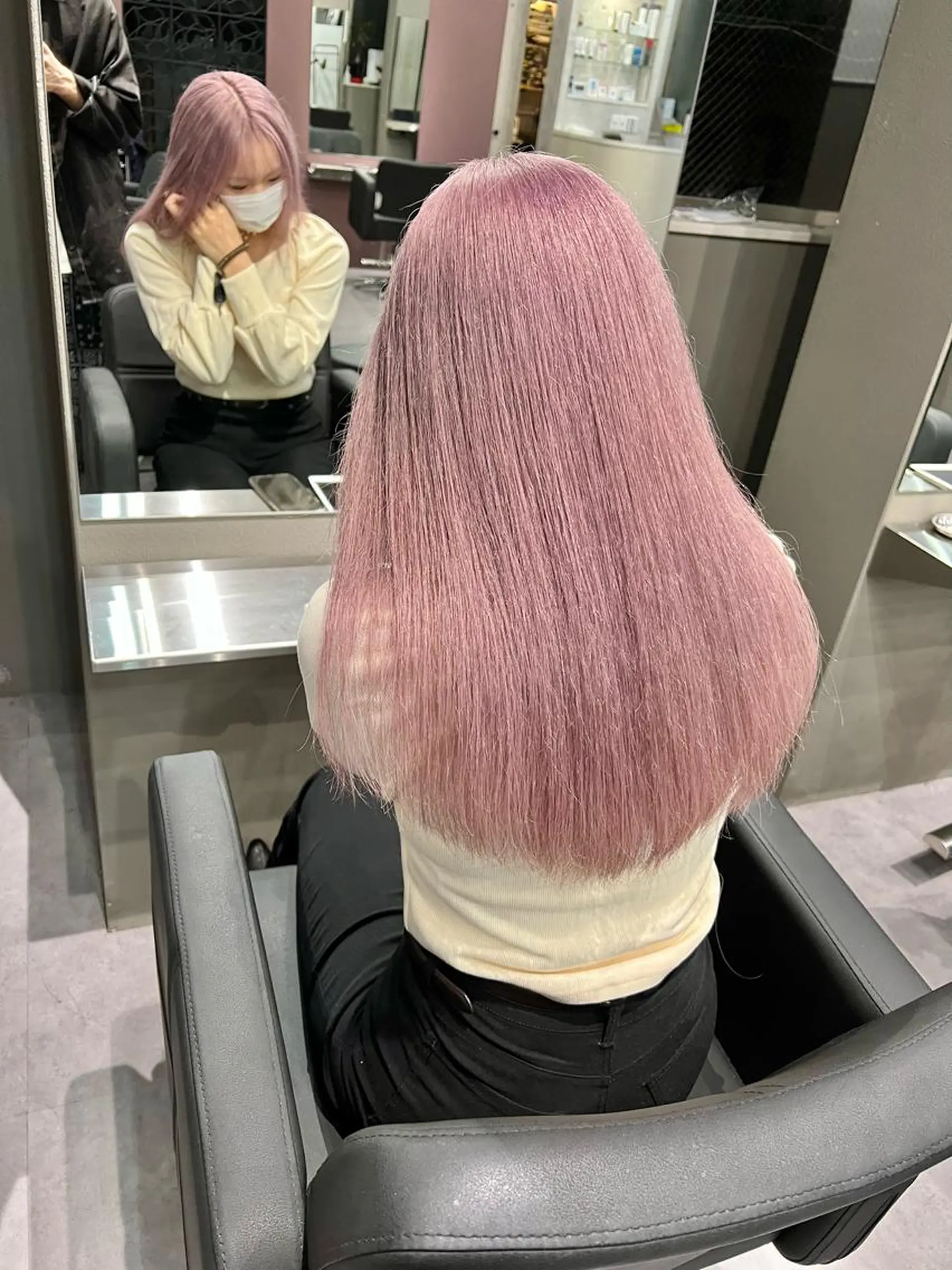 ロング カラー ピンクカラー Via officialのヘアスタイル