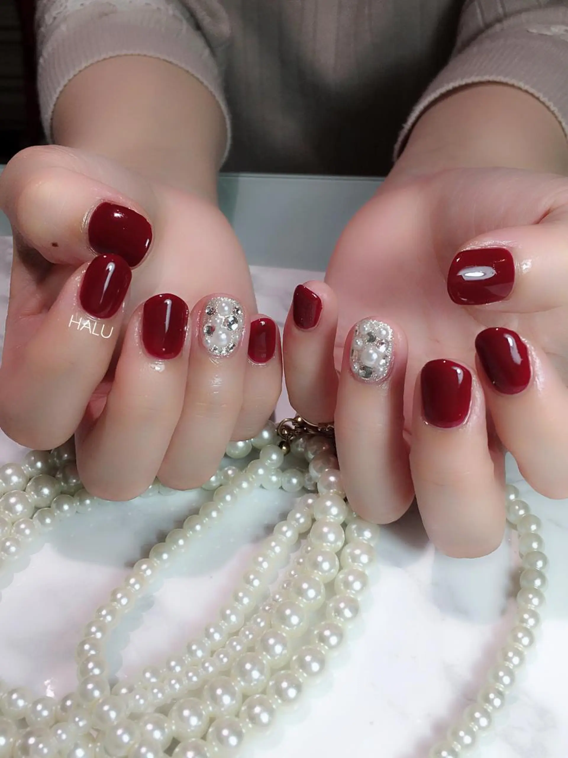 ネイル ボルドー ショートネイル シンプルネイル ストーンネイル HALU ハルのネイルデザイン
