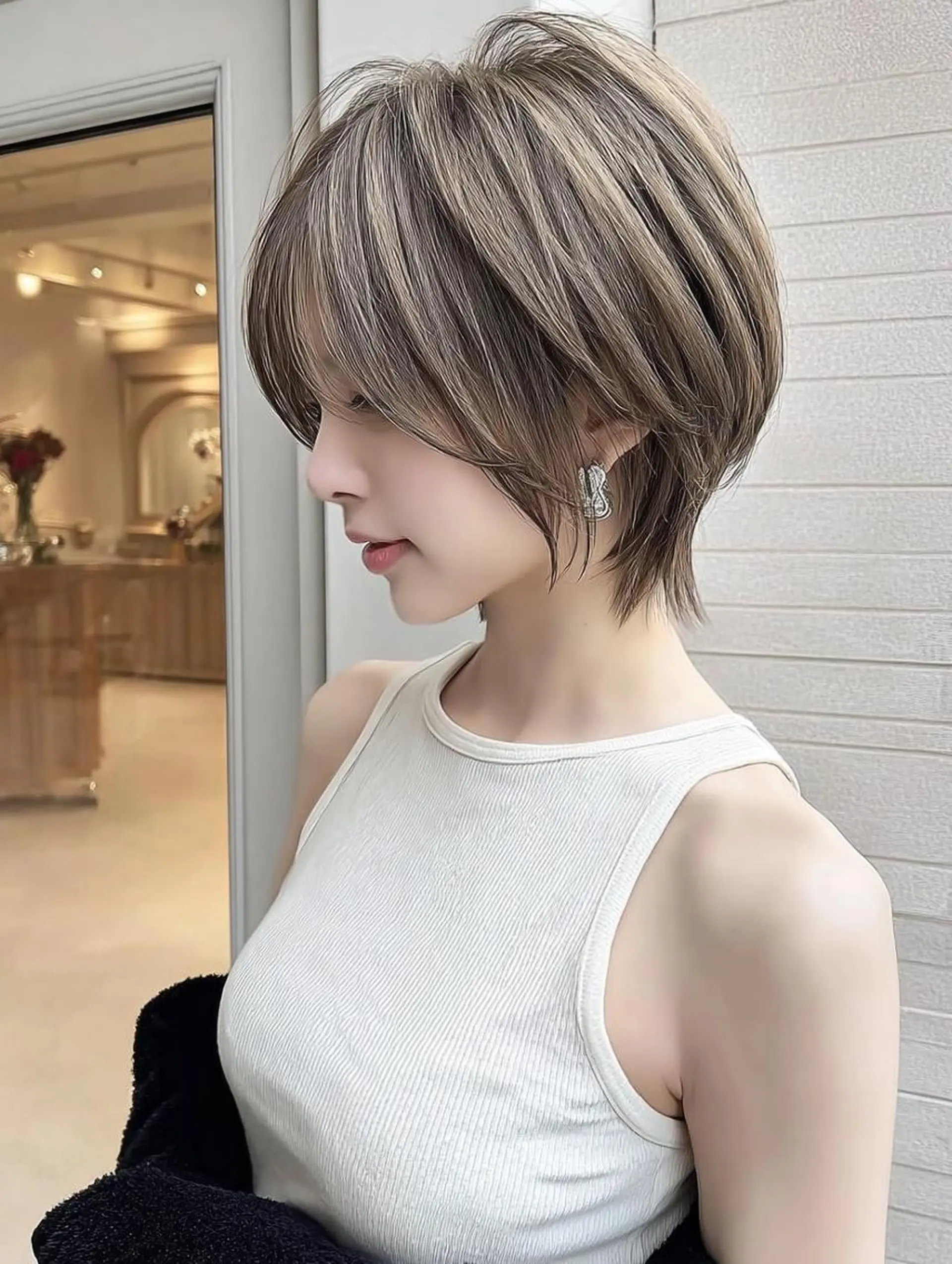 ショート ヘアアレンジ 髪質改善 韓国風ヘア レイヤーカット 似合わせカット シースルーバング カット ヘアカラー Ayumu /京都／西院のヘアスタイル