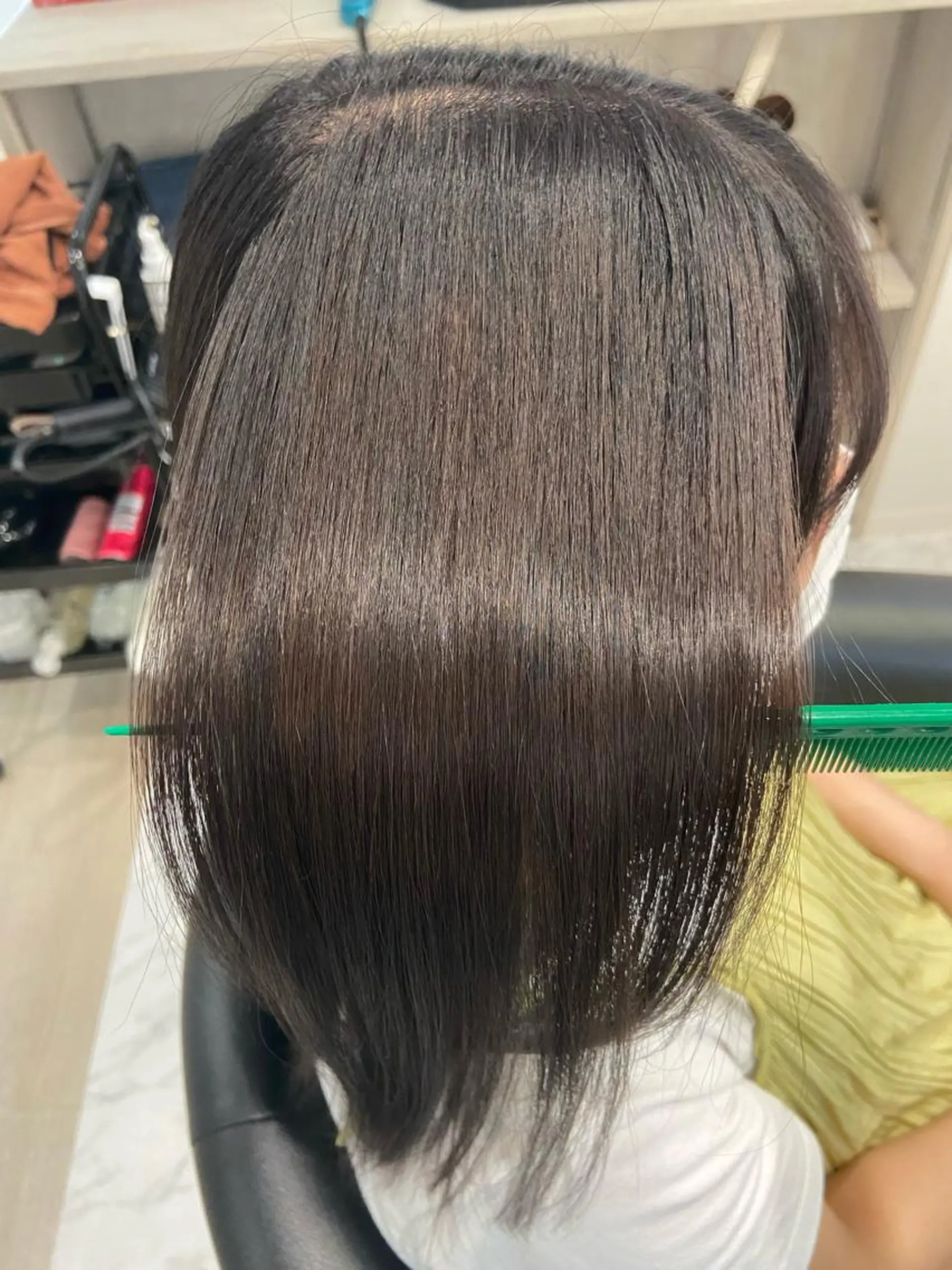 セミロング 縮毛矯正 ツバサ 髪質改善のヘアスタイル