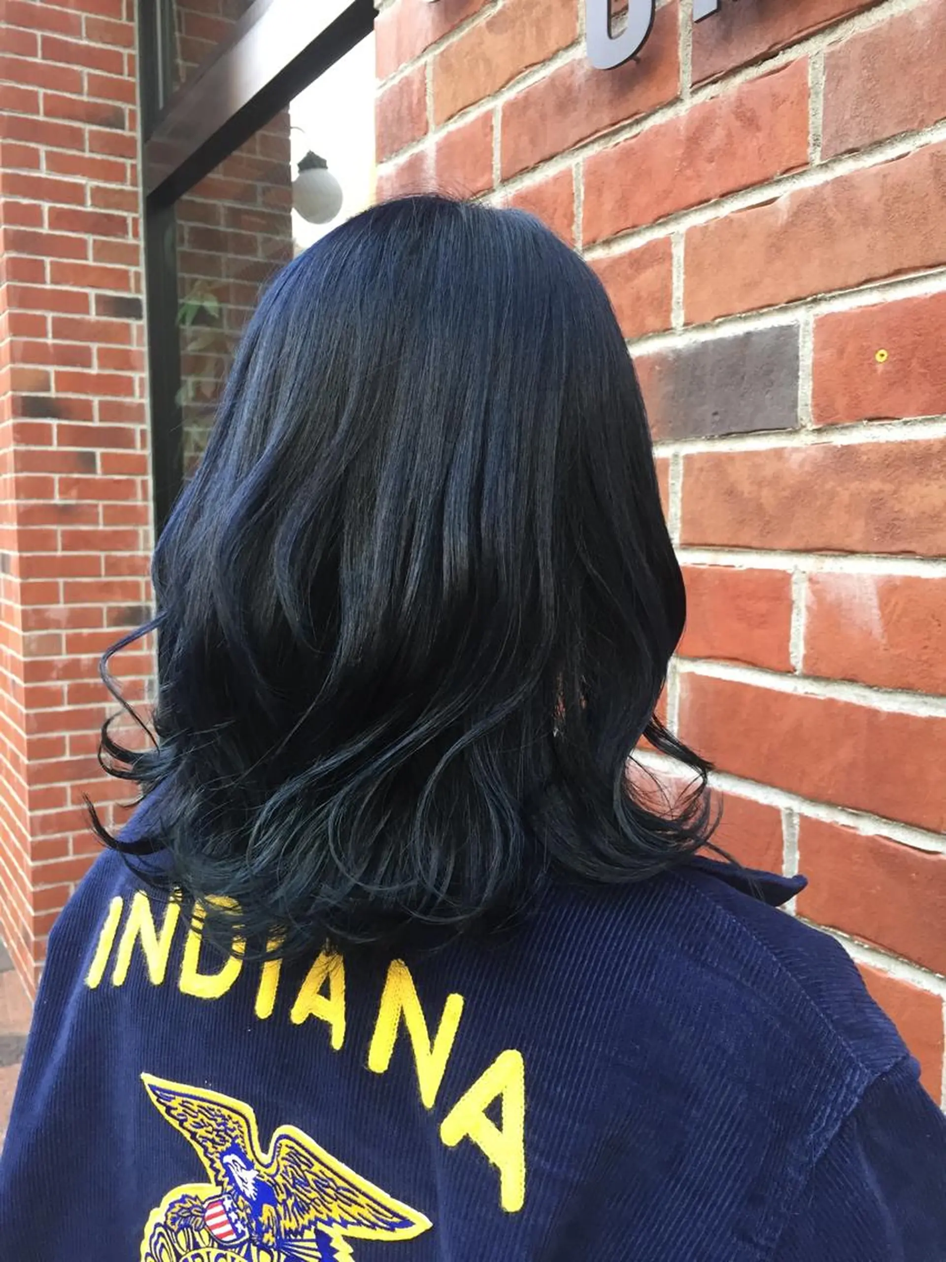 ミディアム カラー バレイヤージュ 黒髪 ブリーチ 透明感カラー デザインカラー 髪質改善/痛ませ ないカラー/西村航大のヘアスタイル