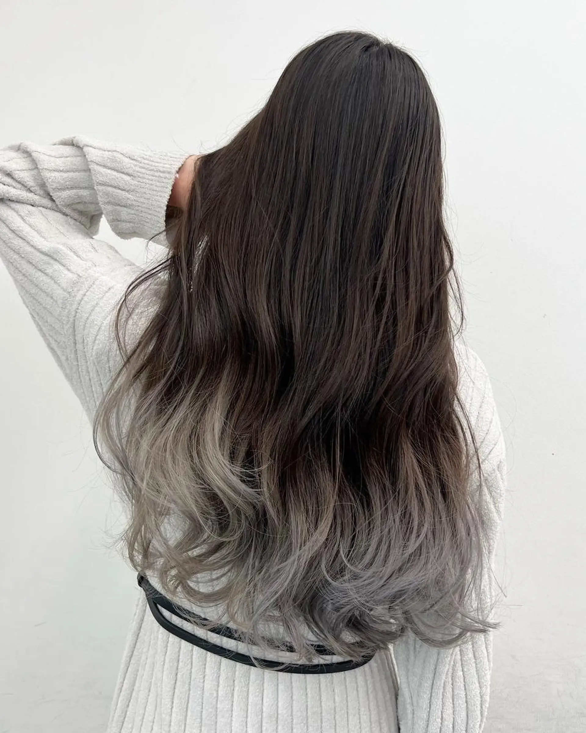 セミロング ボブ ハイライト 髪質改善 韓国風ヘア レイヤーカット 【公式】amble luxe 中野のヘアスタイル