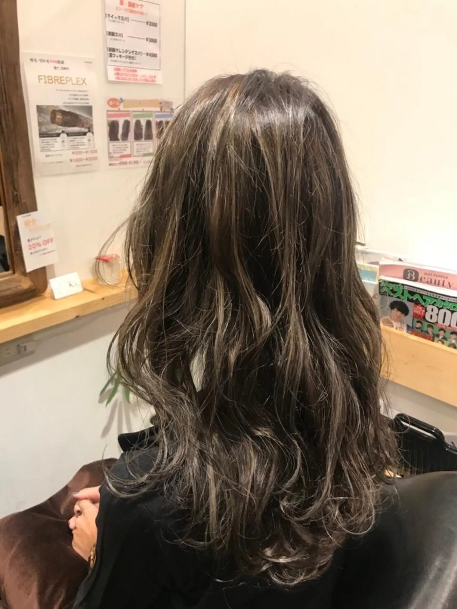 ロング カラー 髪質改善 十河　勇作のヘアスタイル