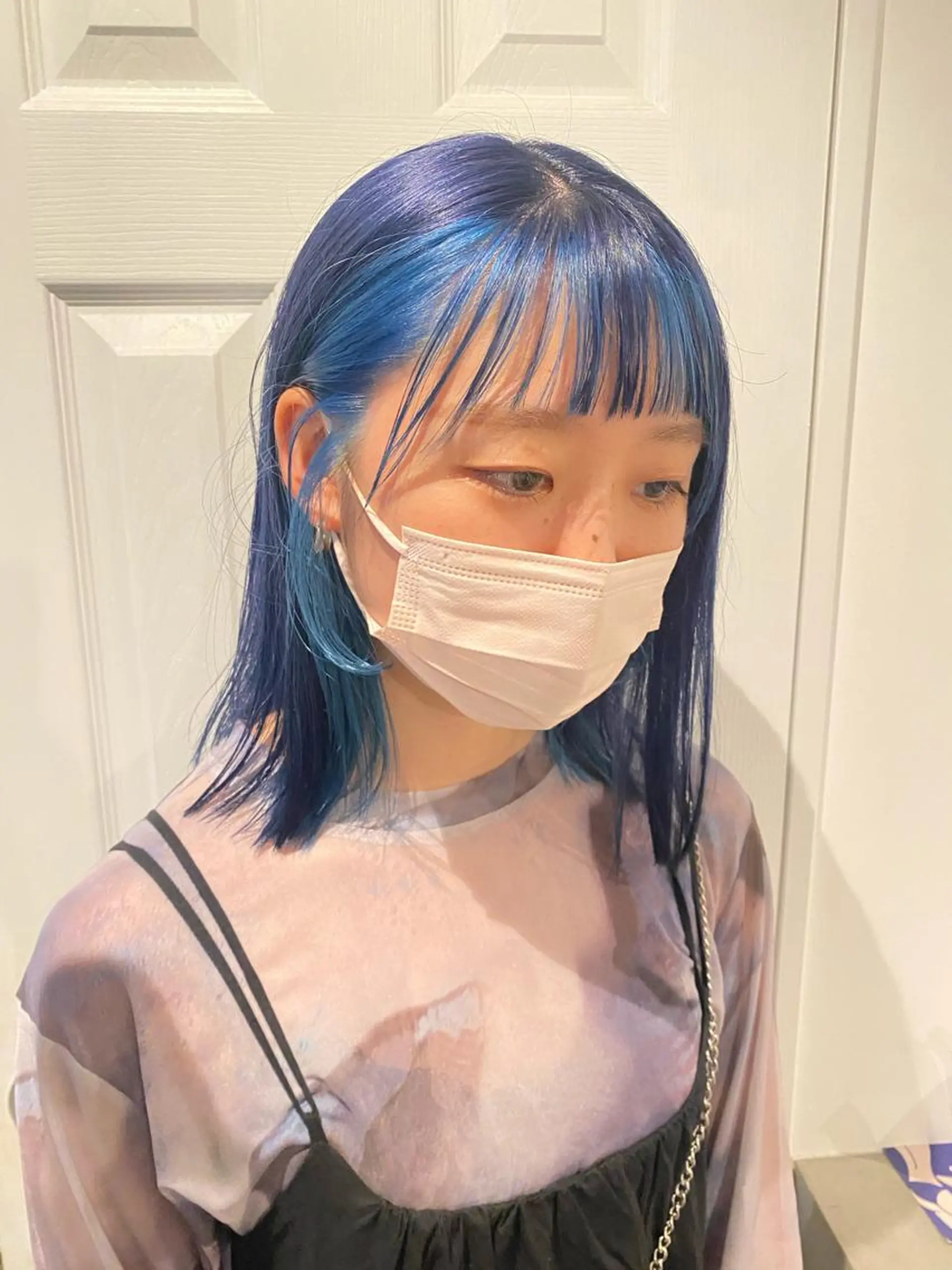 ミディアム カラー ブルーカラー インナーカラー LATTE  渋谷所属・♡レイヤーカット れお♡のヘアスタイル