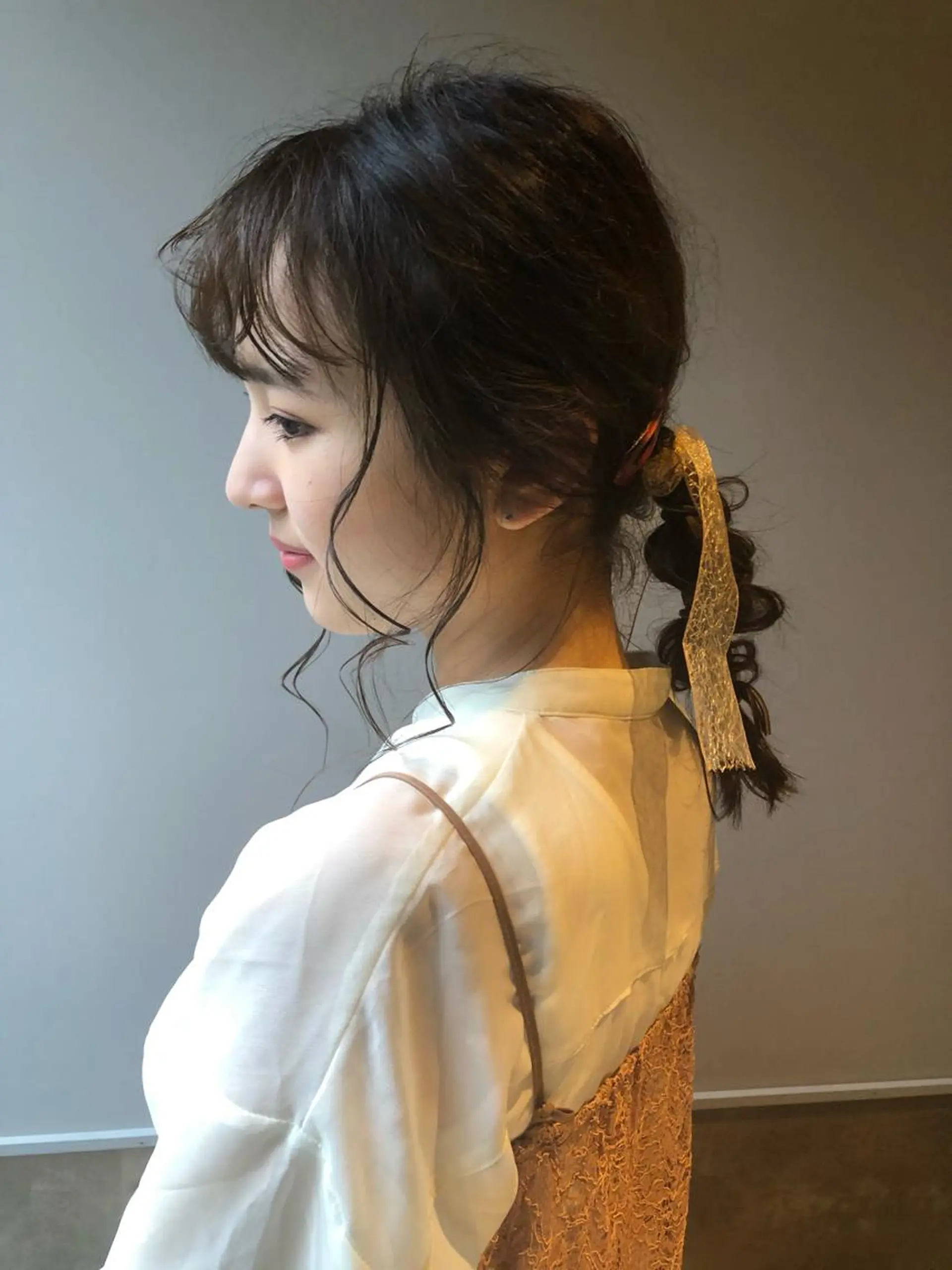 ミディアム ヘアアレンジ ケアブリーチ/ エクステ/レイヤーのヘアスタイル