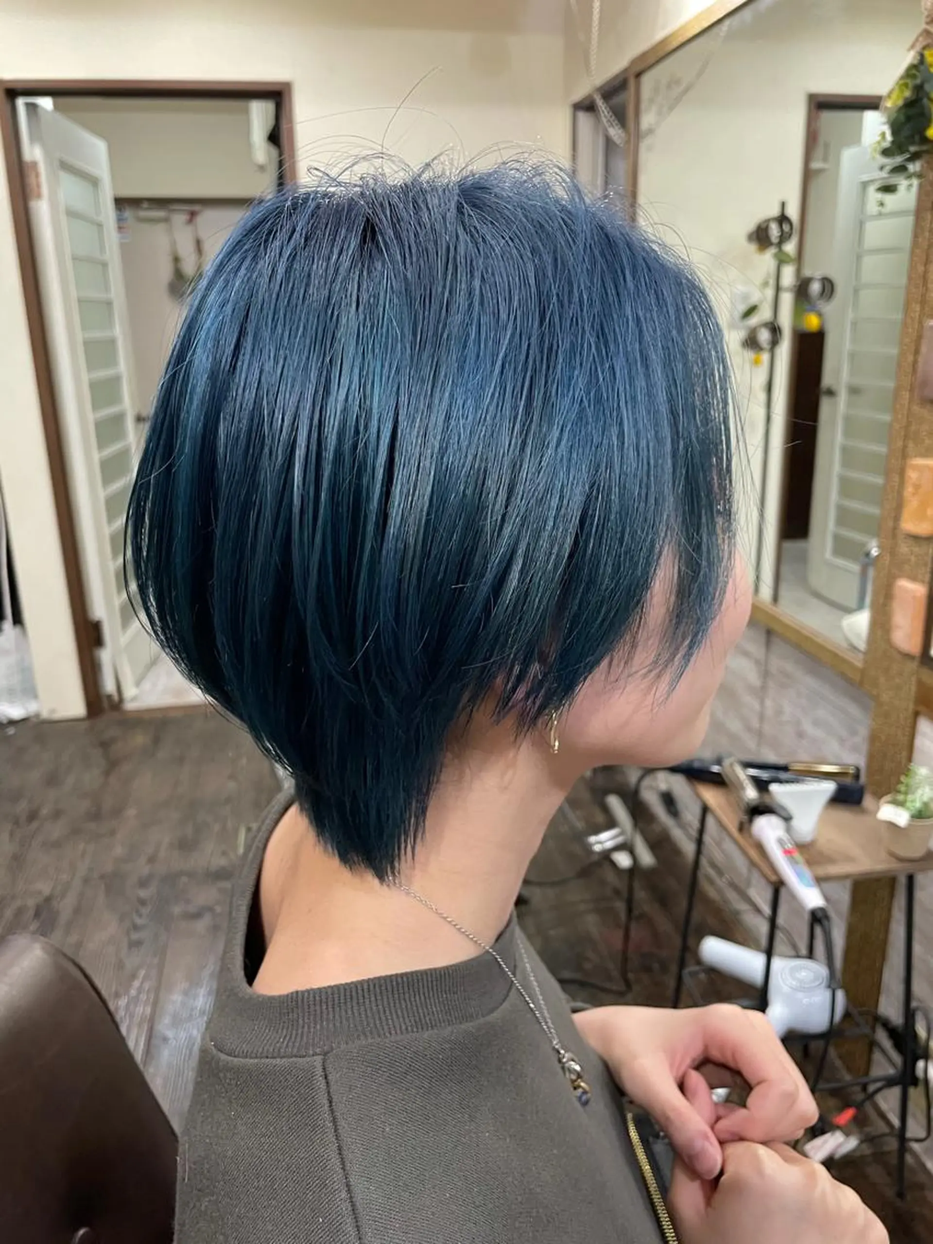 ショート カラー 渡辺 健太のヘアスタイル