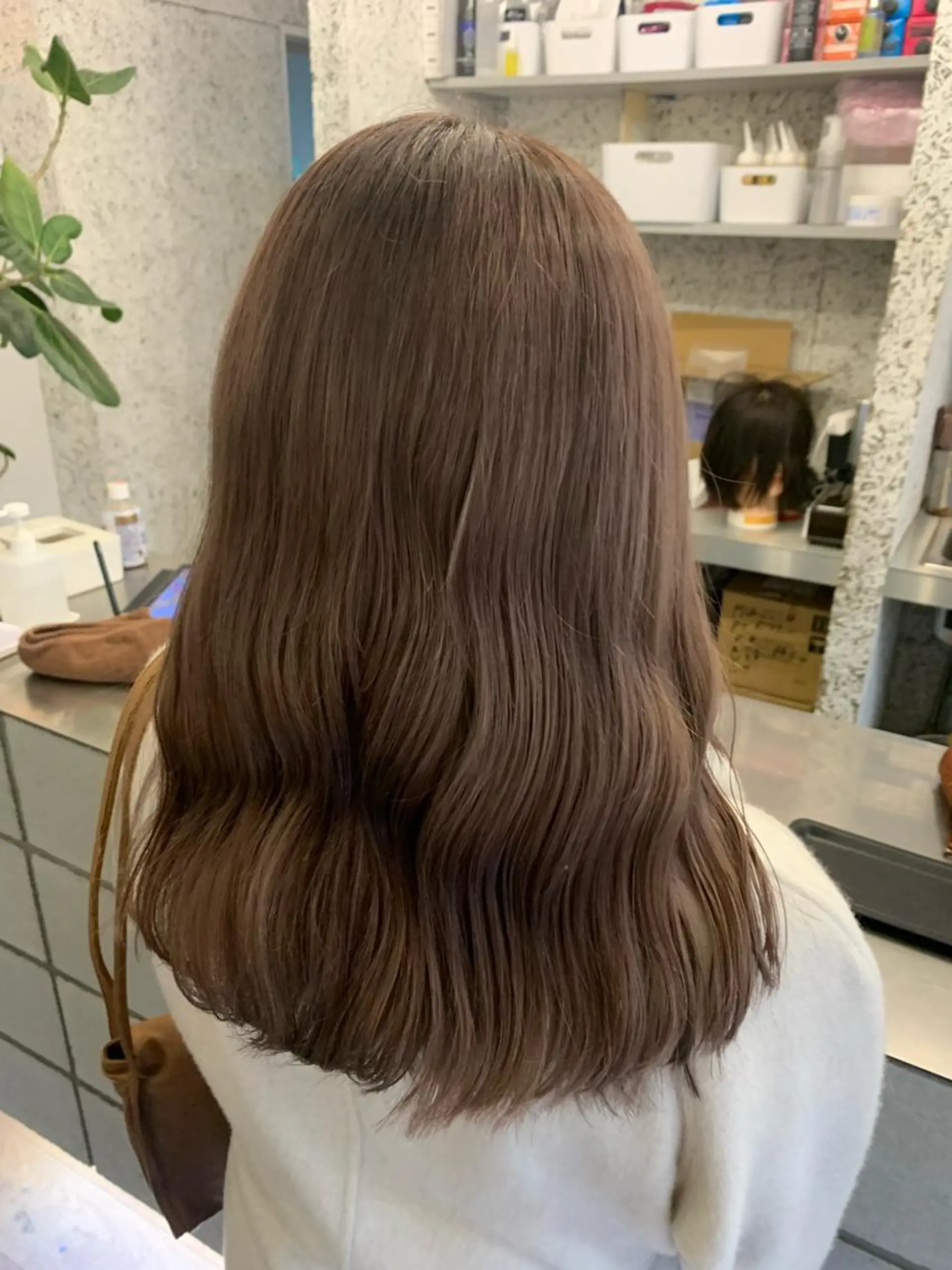 ミディアム fifth所属・きたみ すずのヘアスタイル