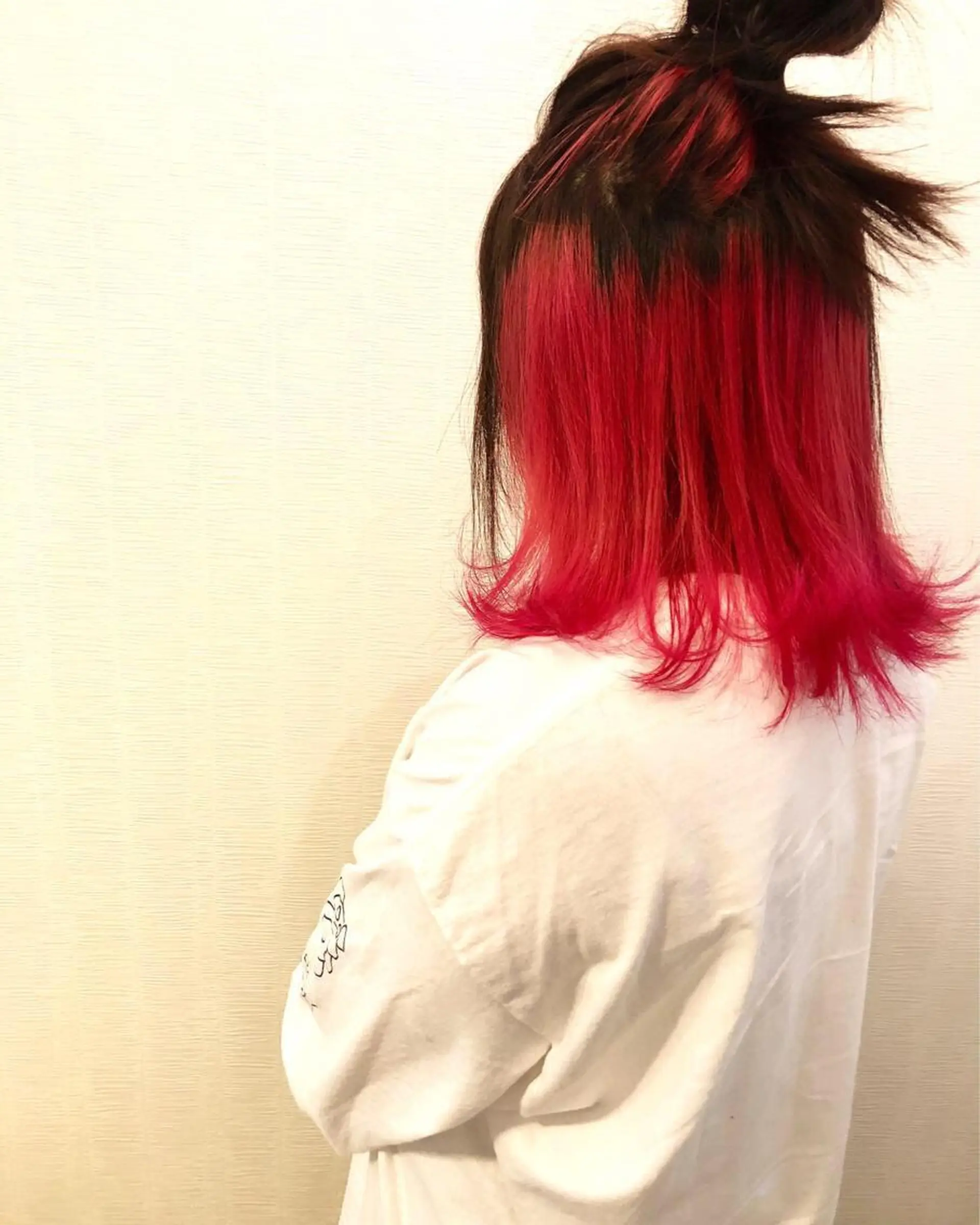 ミディアム カラー 平川 友希子のヘアスタイル